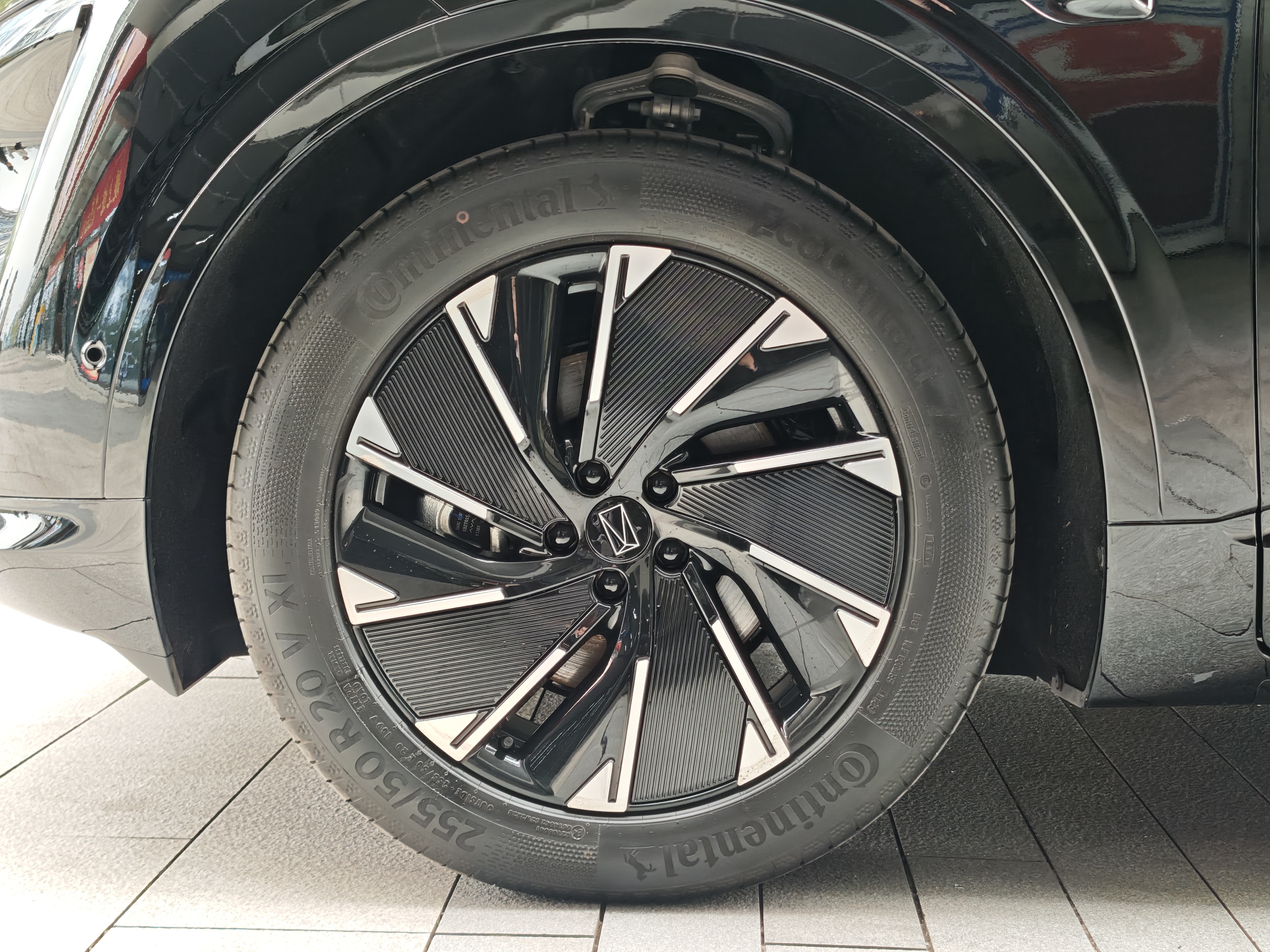 Avatr 07 2025 car image #24