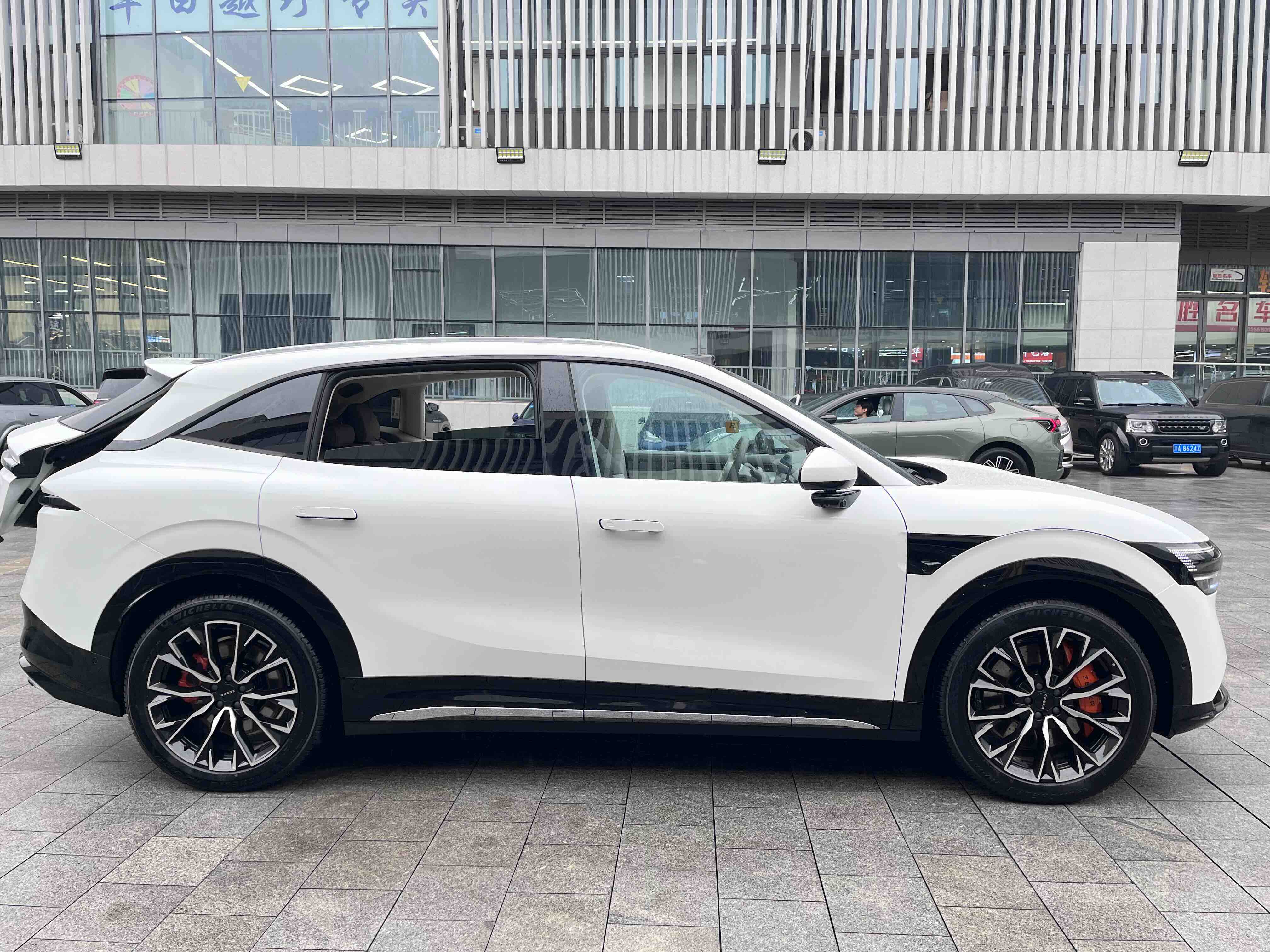 极氪 极氪7X 2024 汽车图片 #24