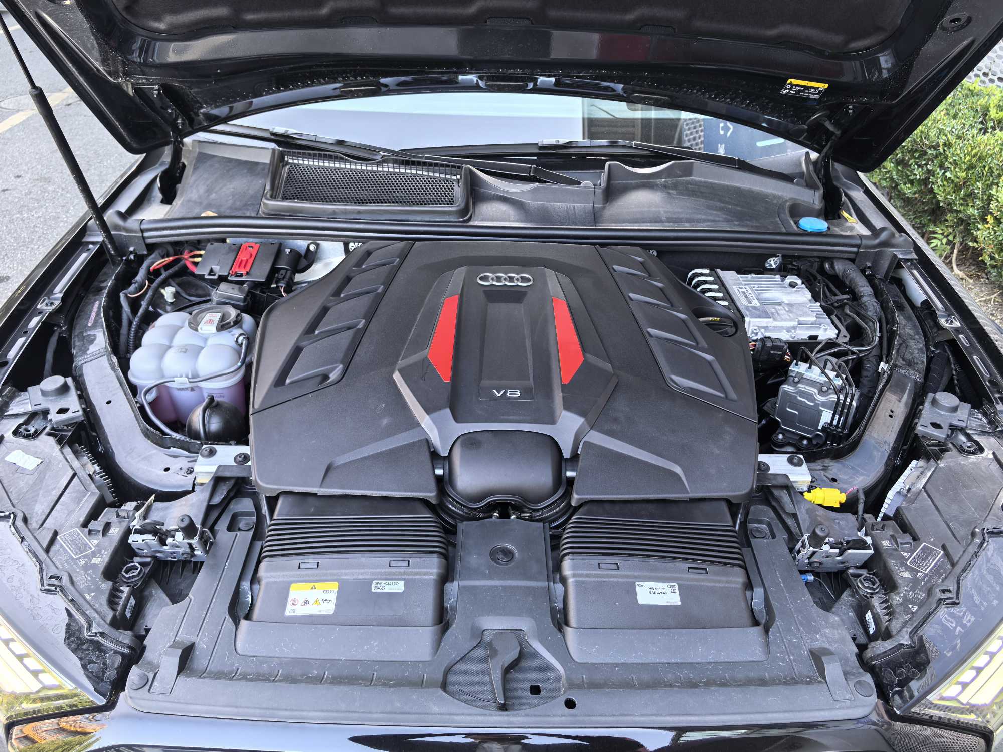 Audi SQ7 2024 car image #24