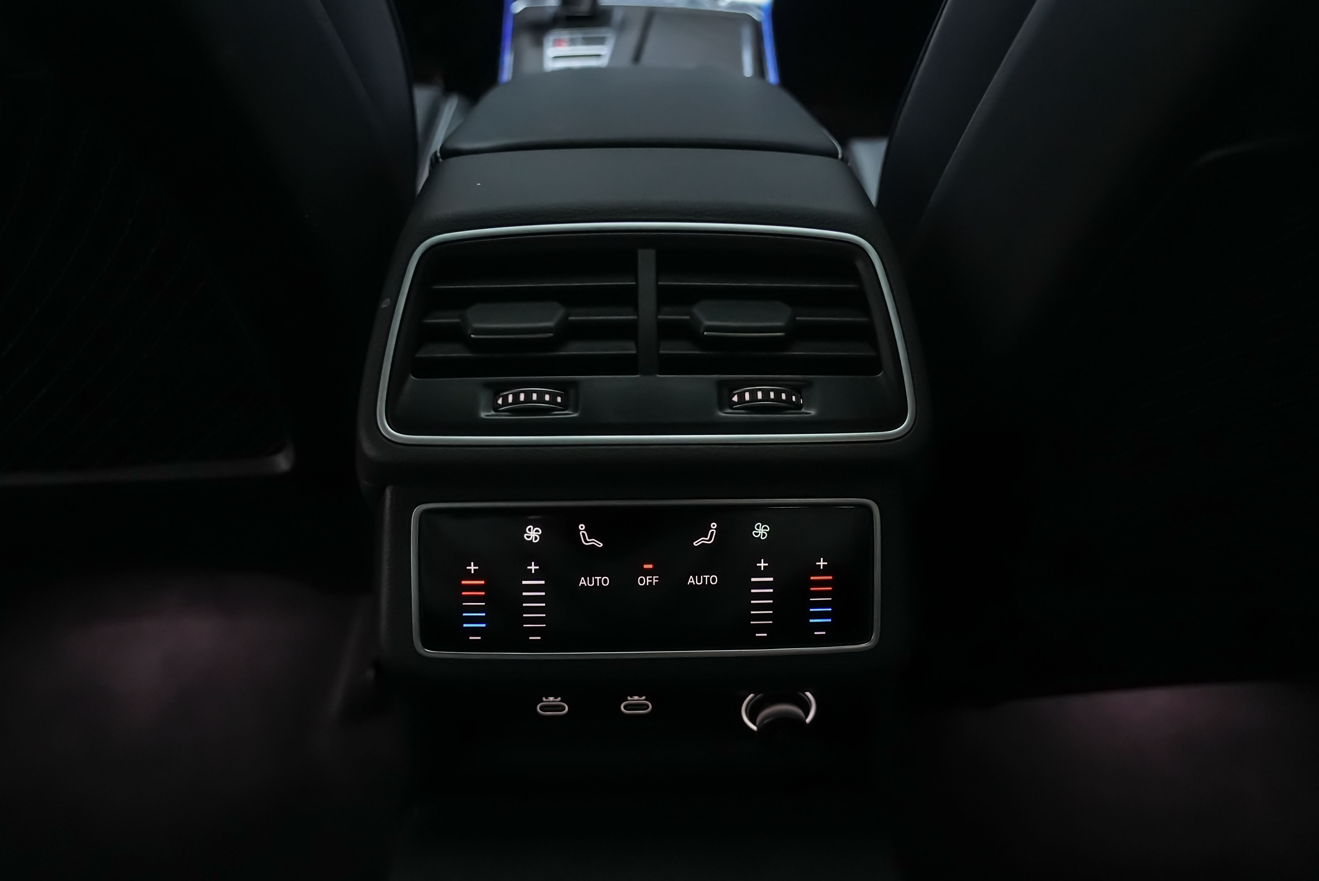 Audi A6L 2025 car image #24