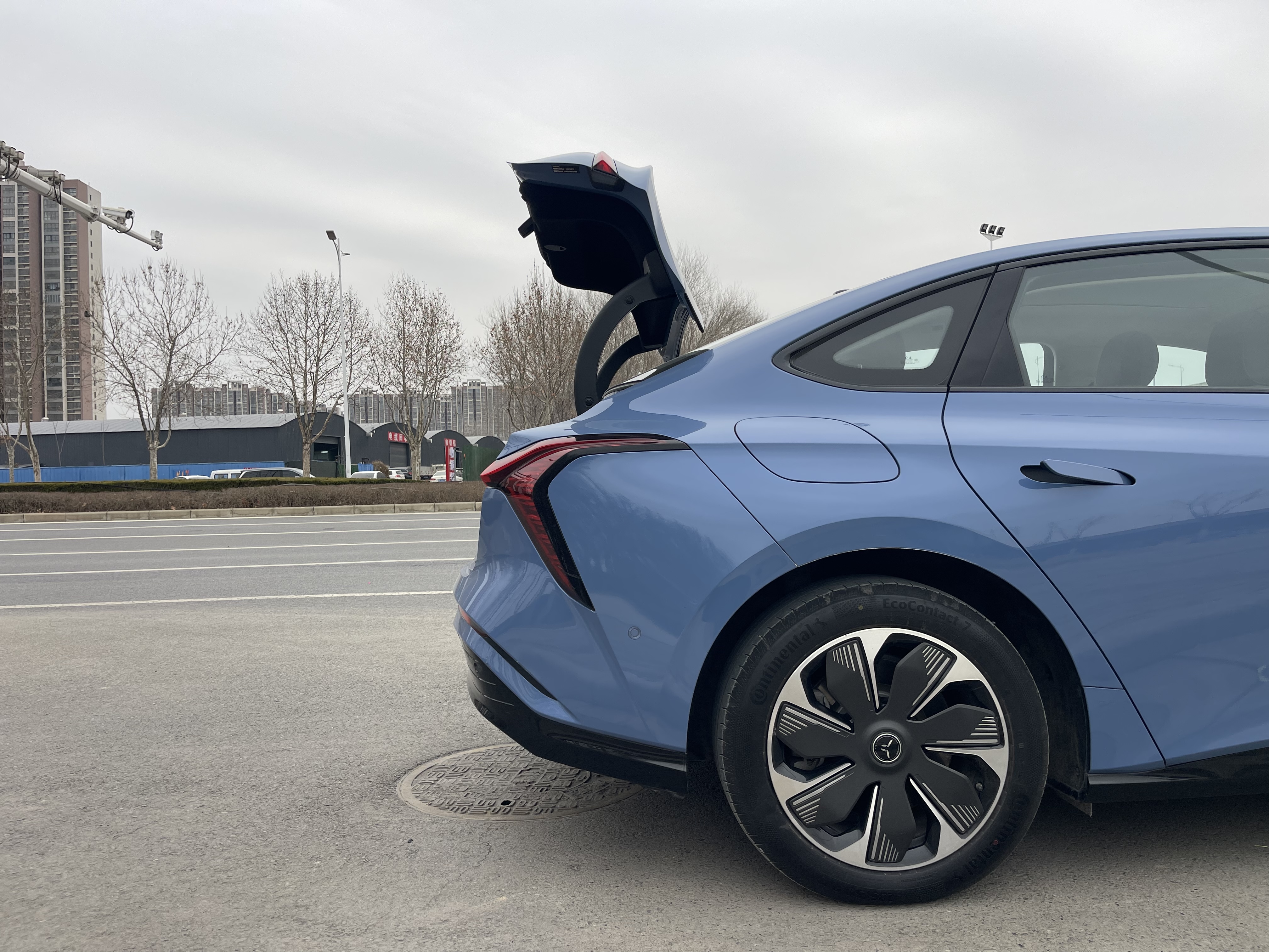 HongQi 2025 car image #24