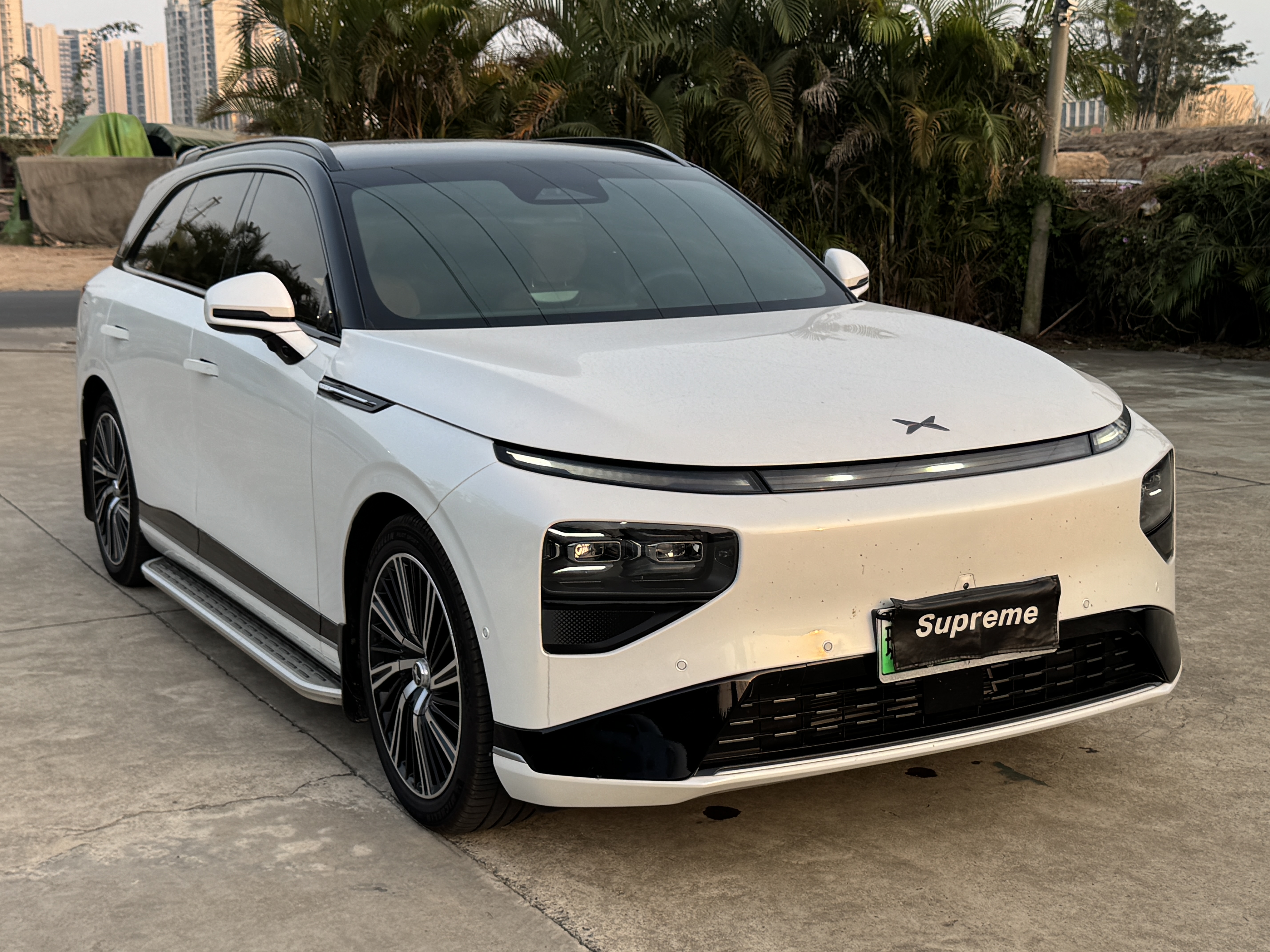 Xpeng G9 2025 car image #24