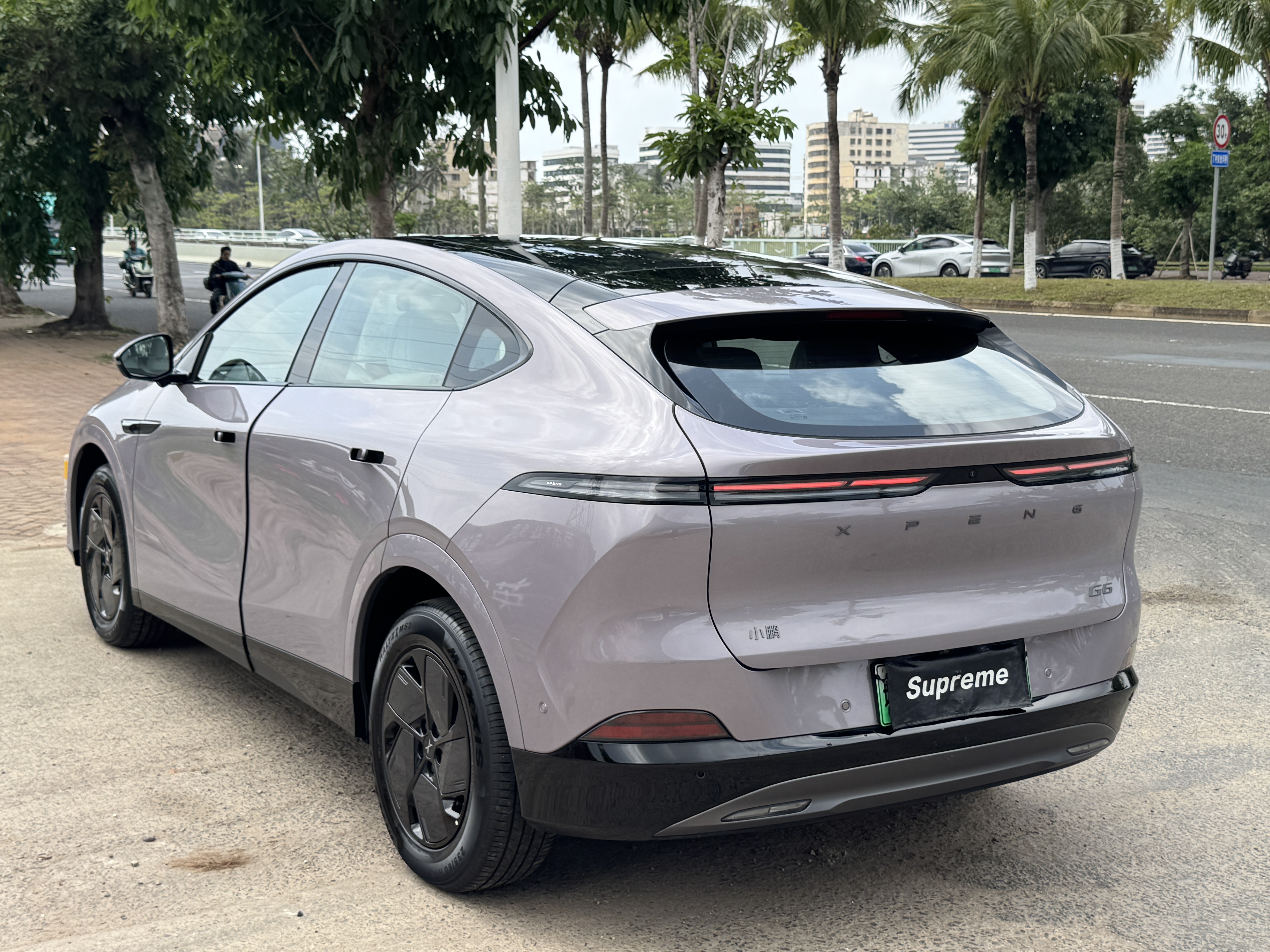 小鹏 小鹏G6 2025 汽车图片 #24