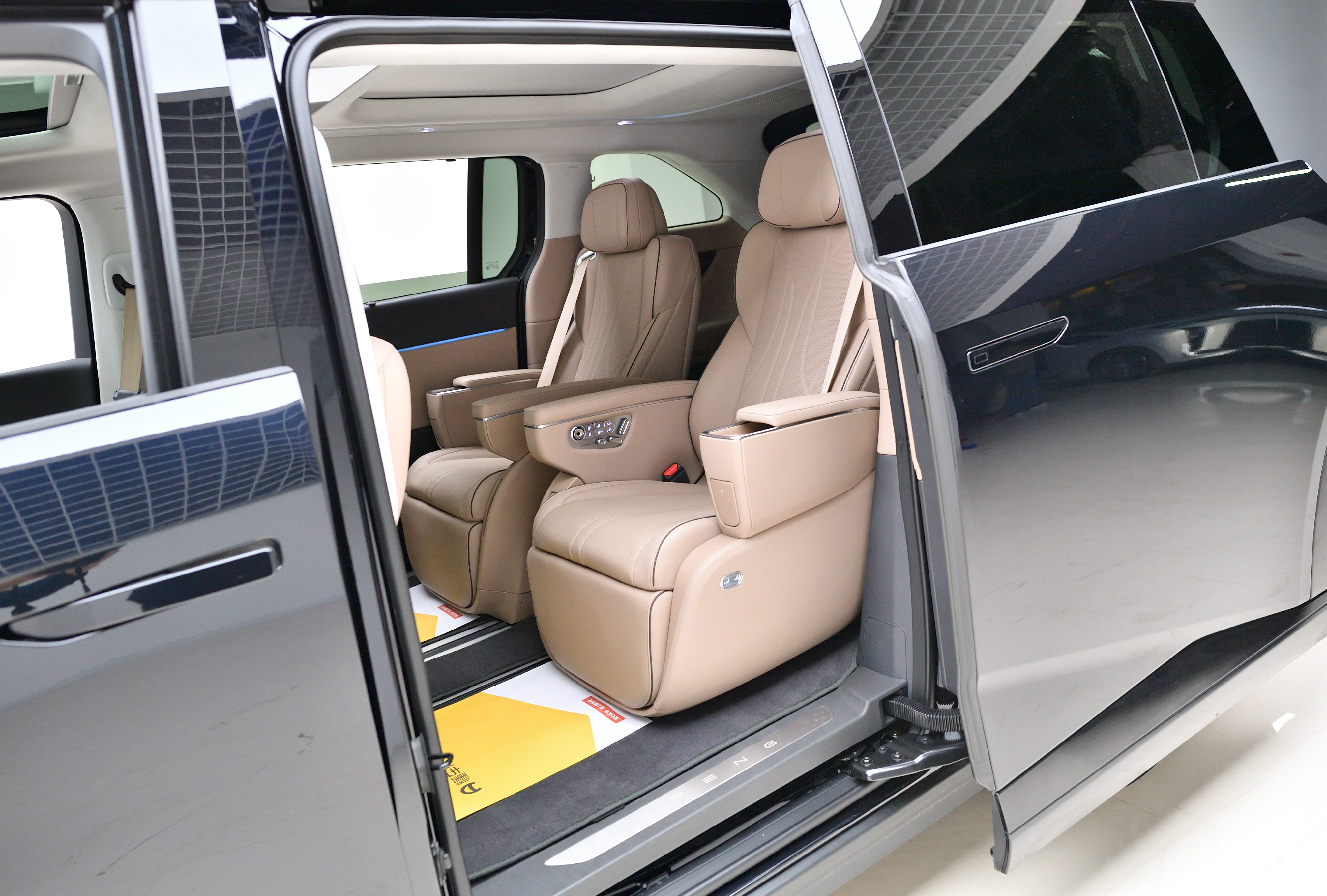 Xpeng X9 2025 #24 Xpeng X9 2025 immagine di auto #24