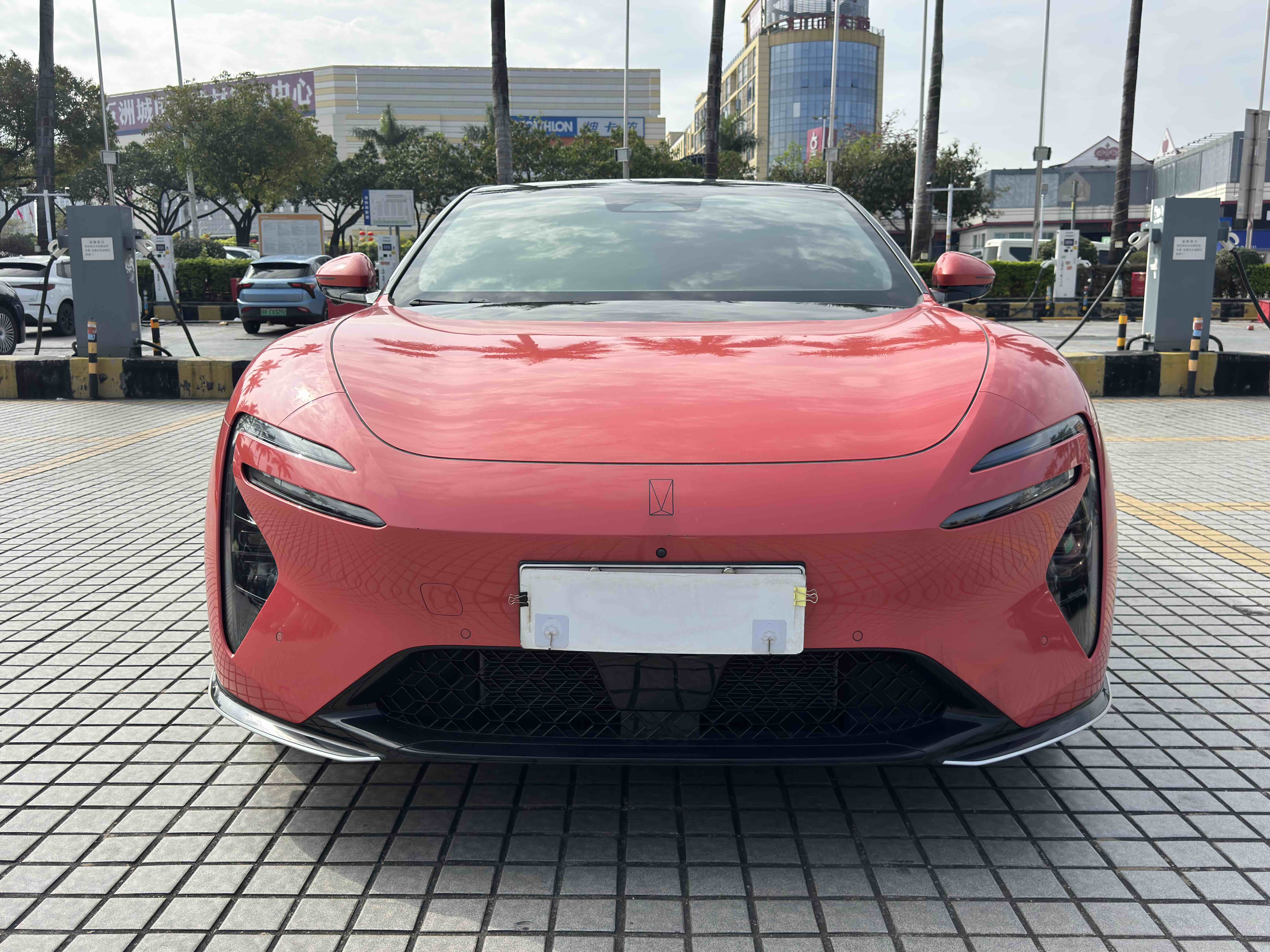 Avatr 06 2025 car image #24