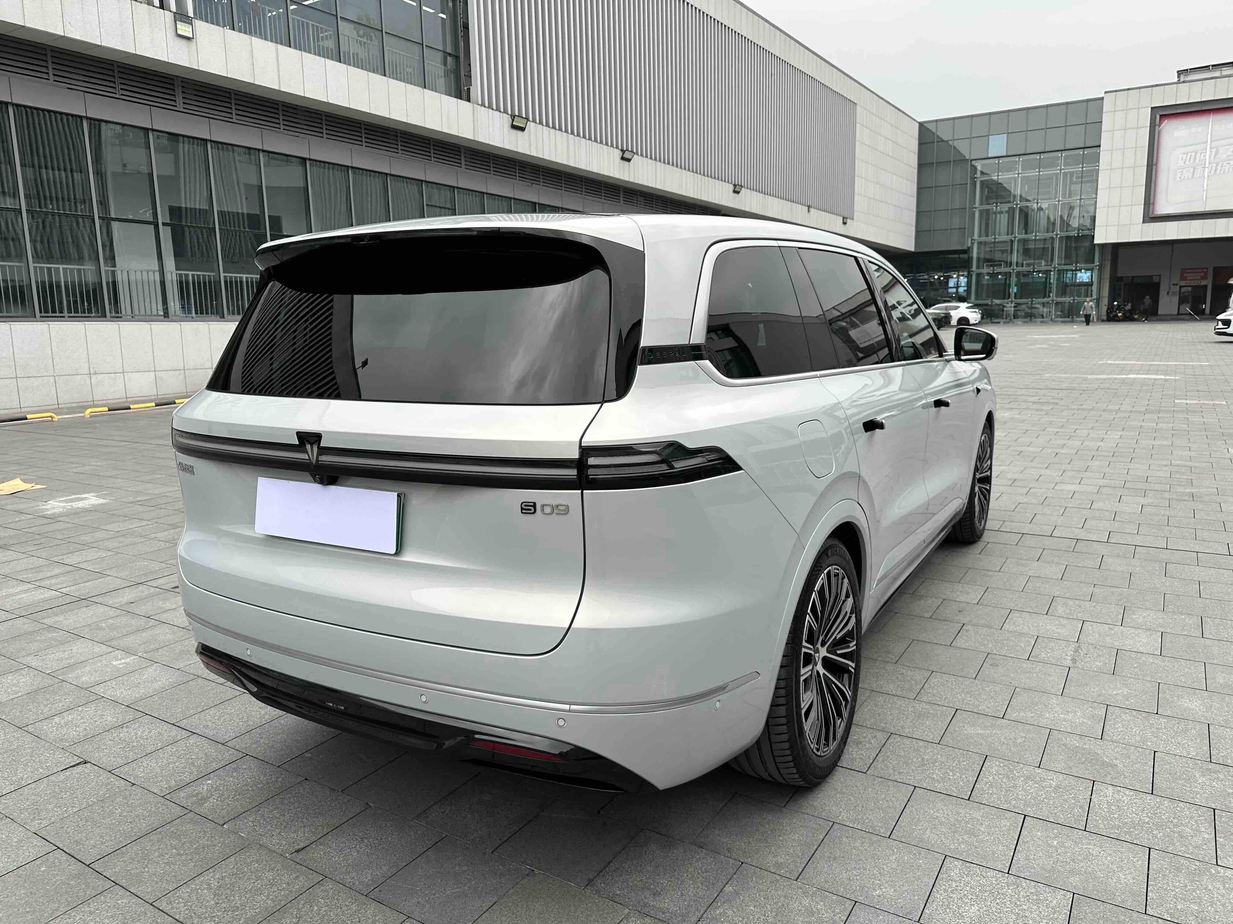 Deepal S09 2025 car image #24