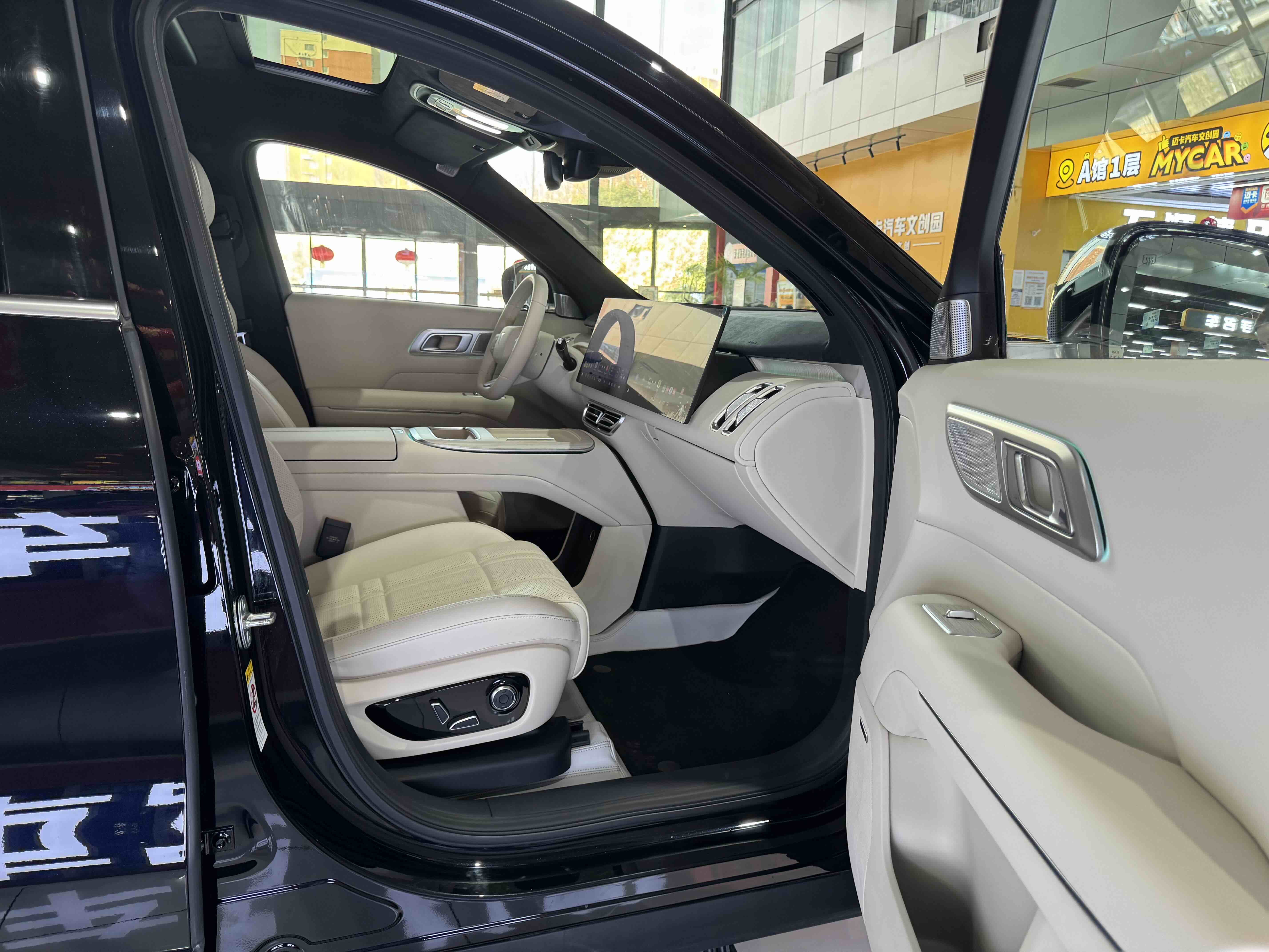 Deepal S09 2025 car image #24