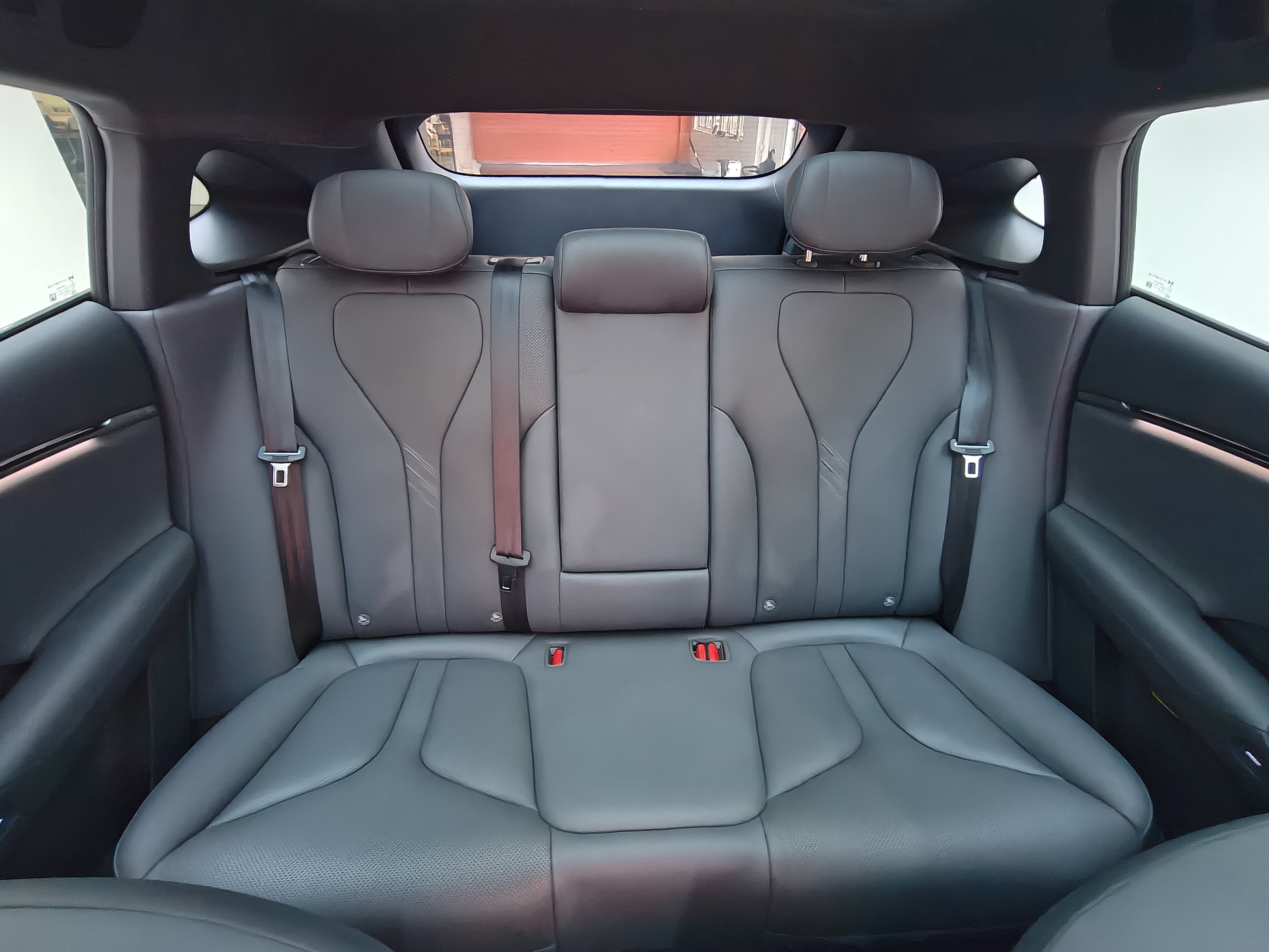 小鹏 2025 汽车图片 #24