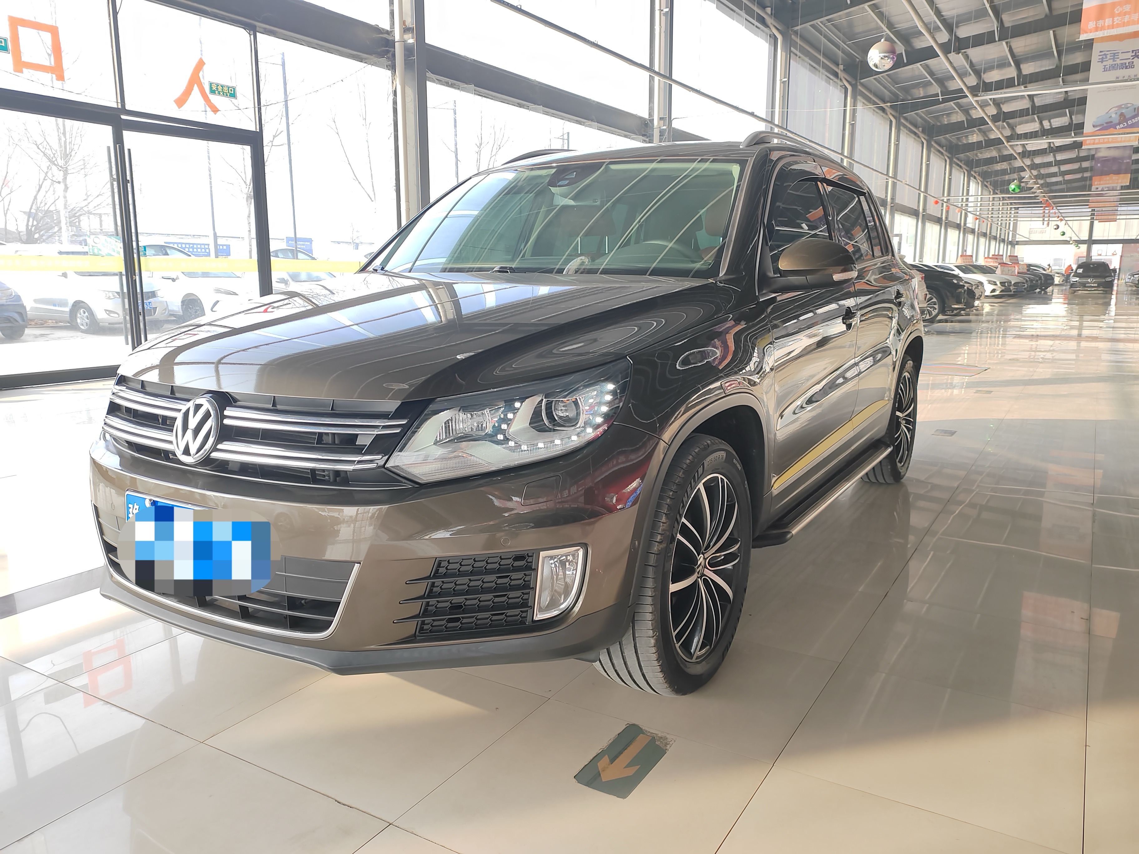 Volkswagen Tiguan 2015 car image #24