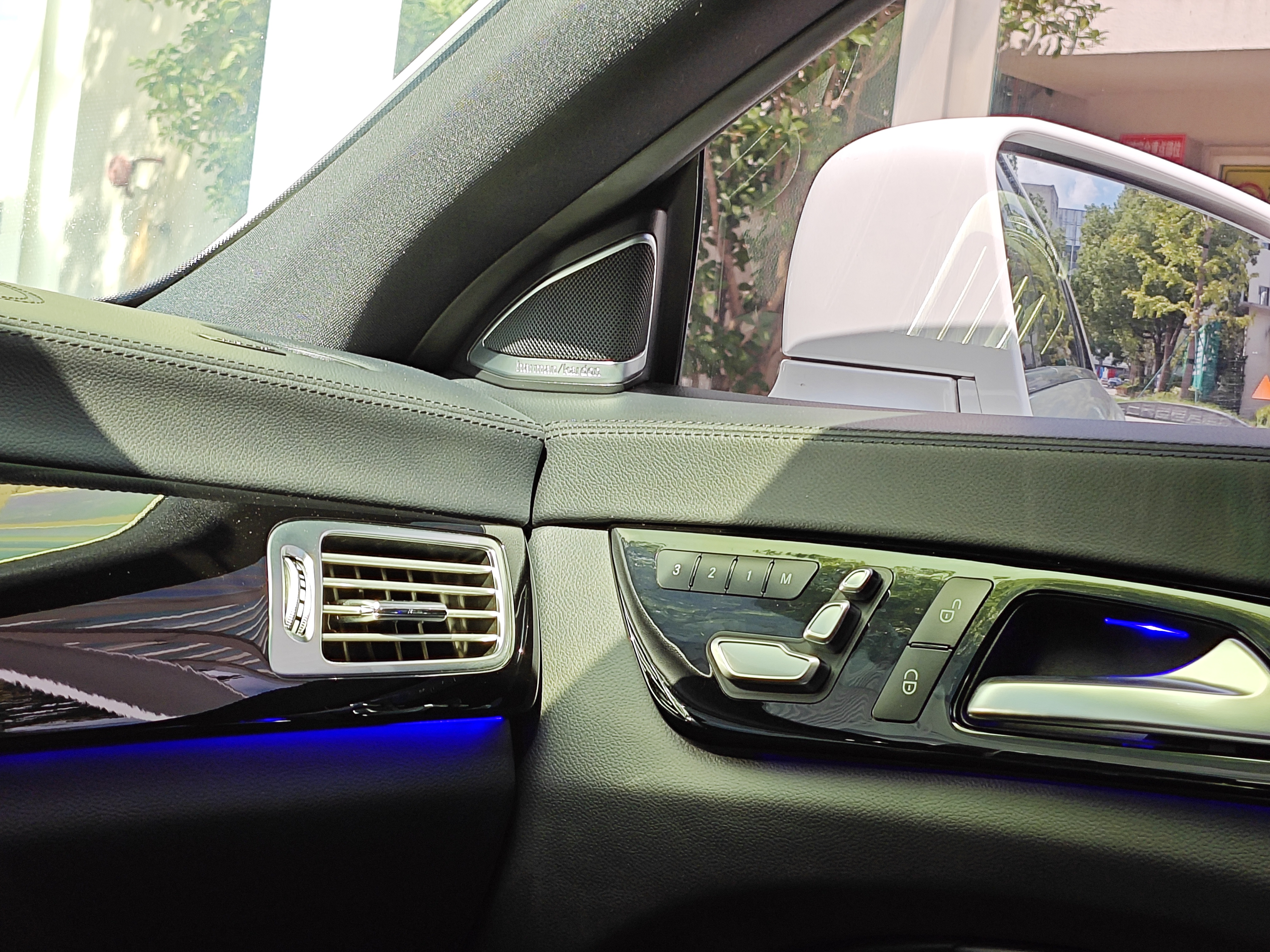 Mercedes-Benz CLS AMG 2016 car image #24