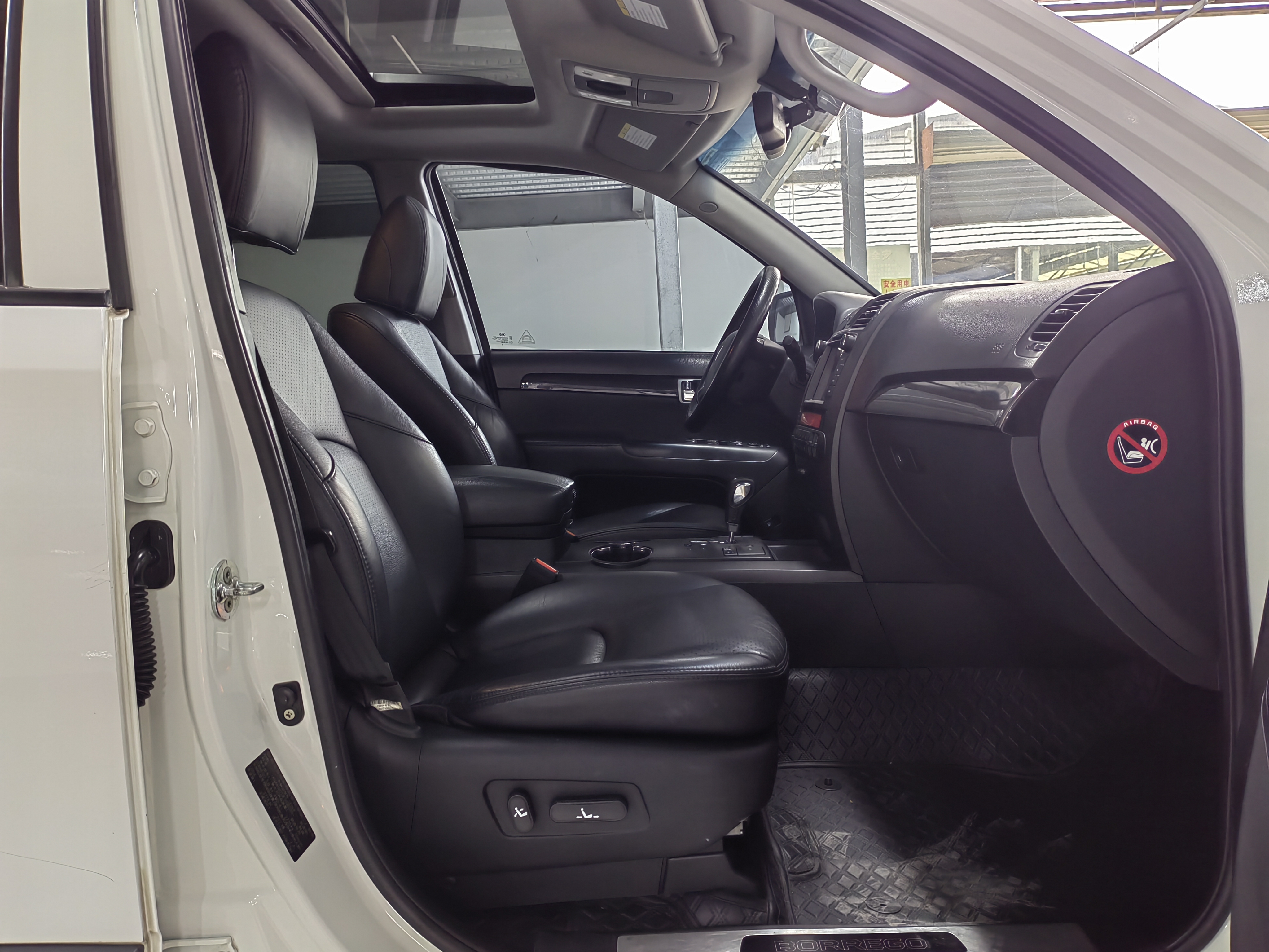 起亚 霸锐 2015 汽车图片 #24