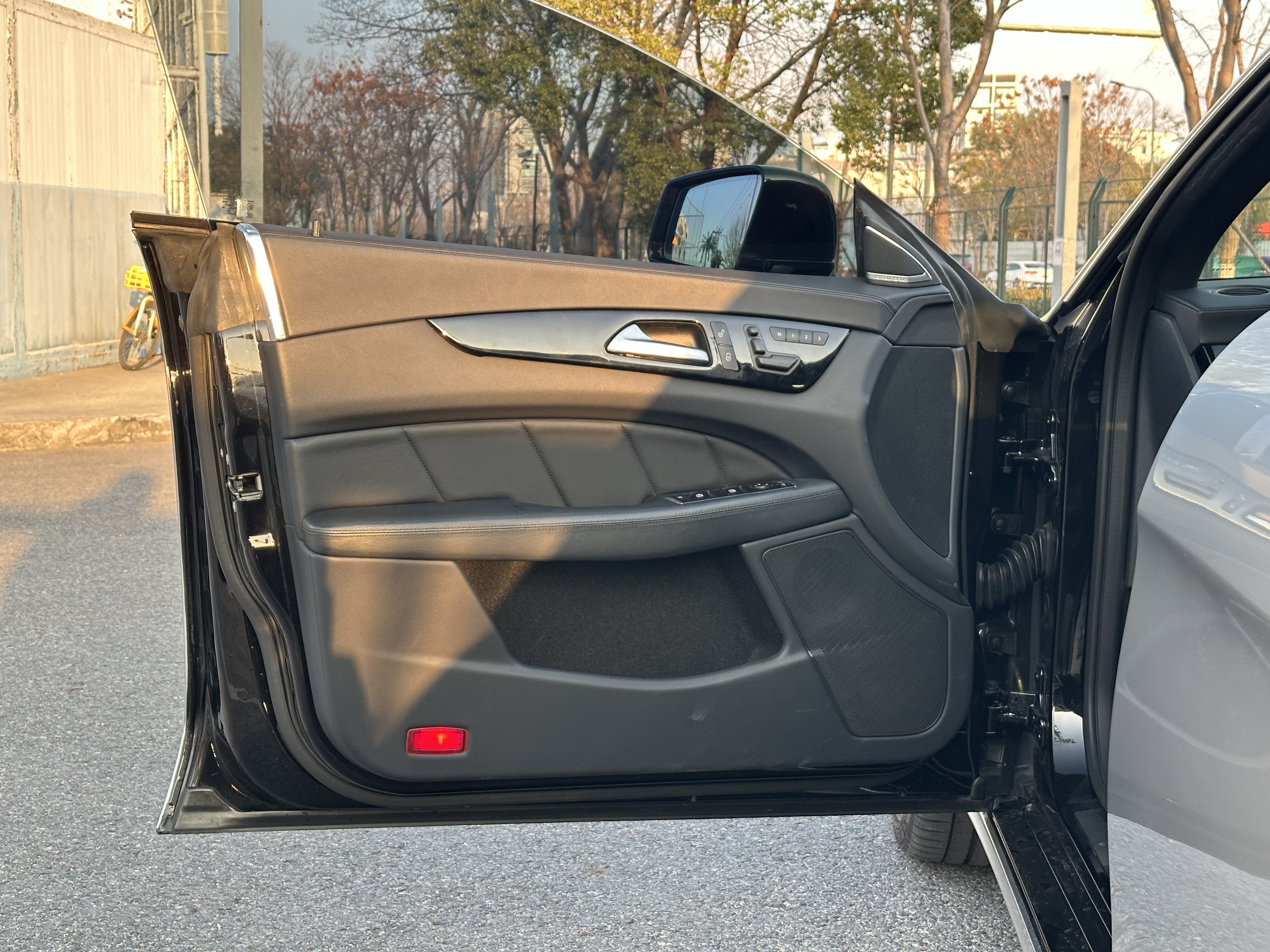 Mercedes-Benz CLS AMG 2015 #24 Mercedes-Benz CLS AMG 2015 car image #24