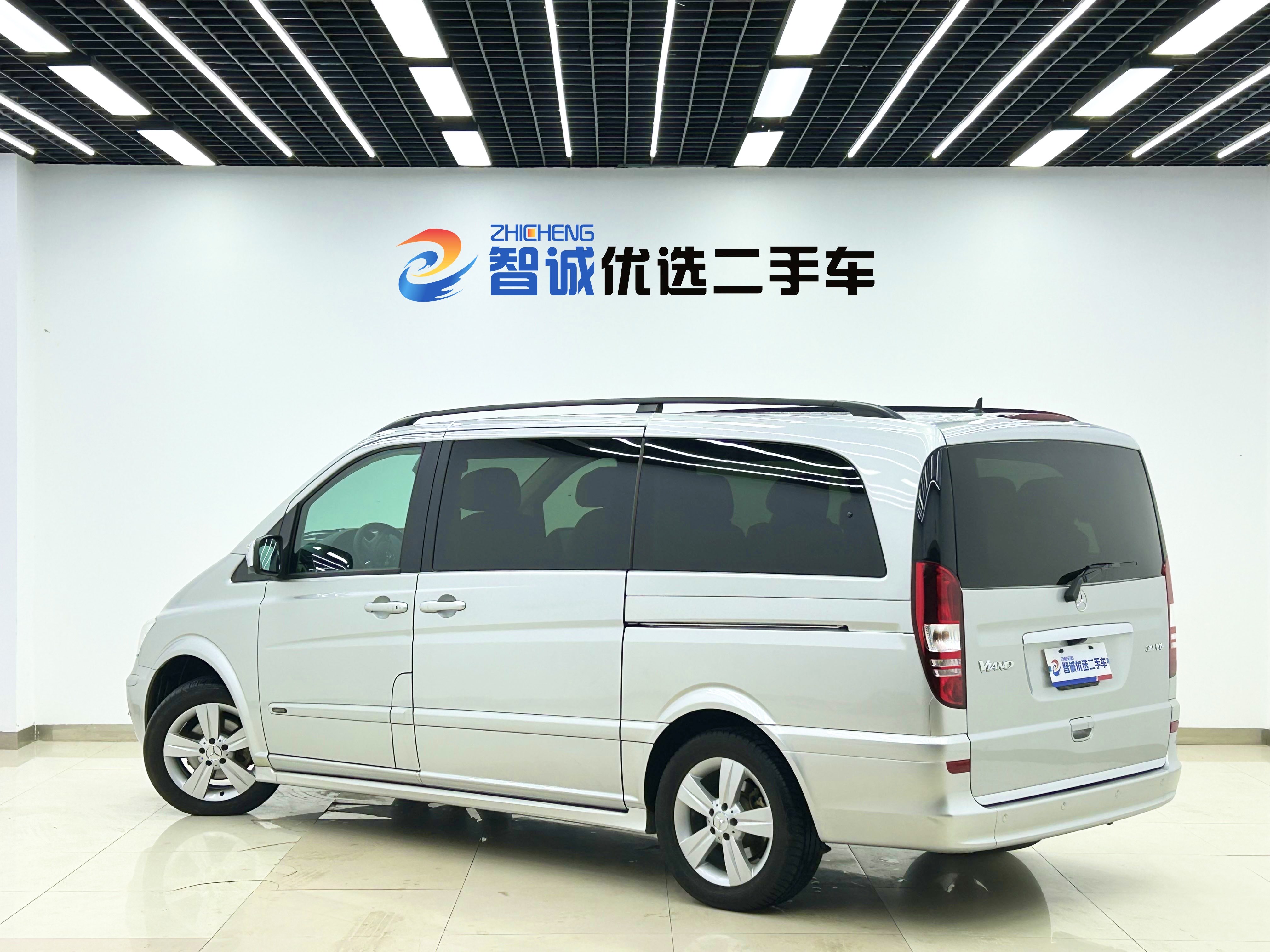 奔驰 唯雅诺 2014 汽车图片 #24