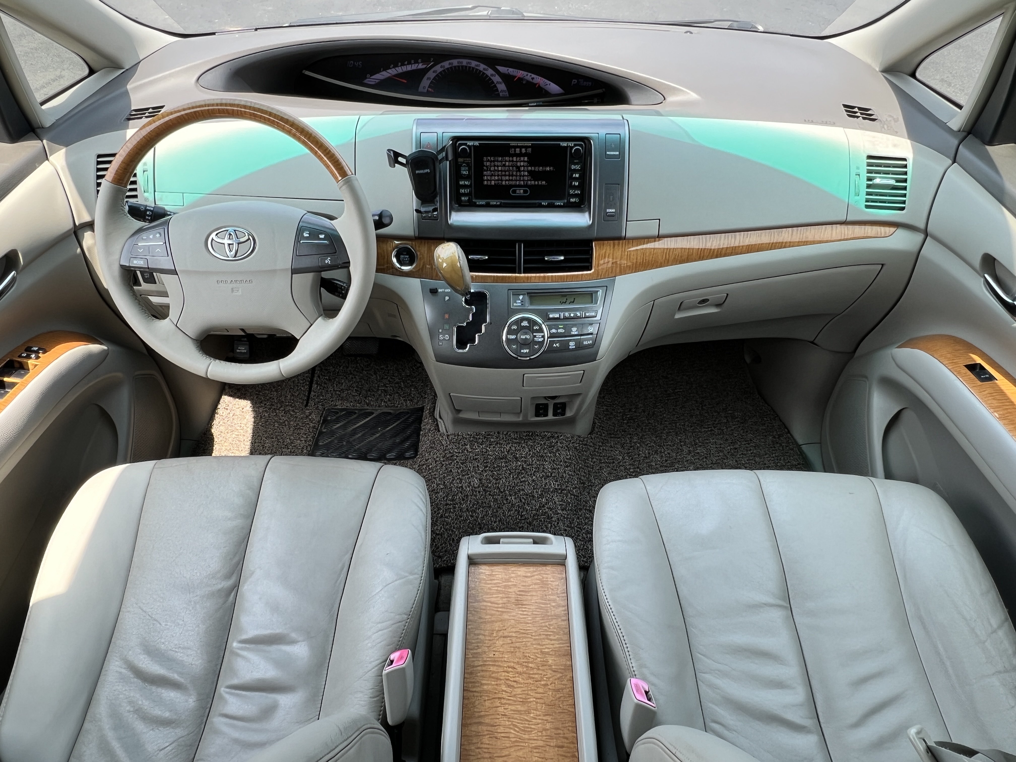 Toyota Previa 2010 car image #24