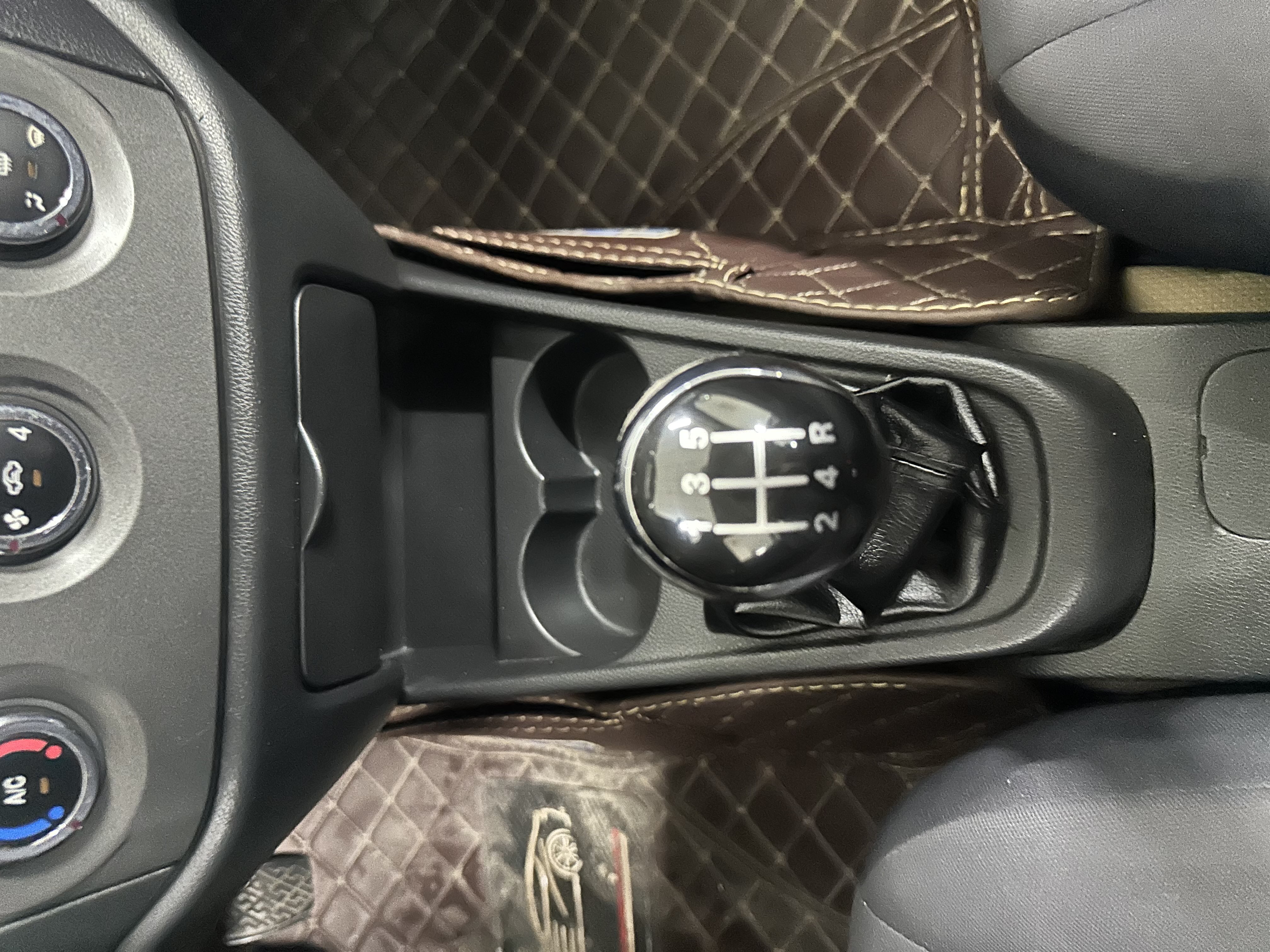 GEELY KingKong 2016 car image #24