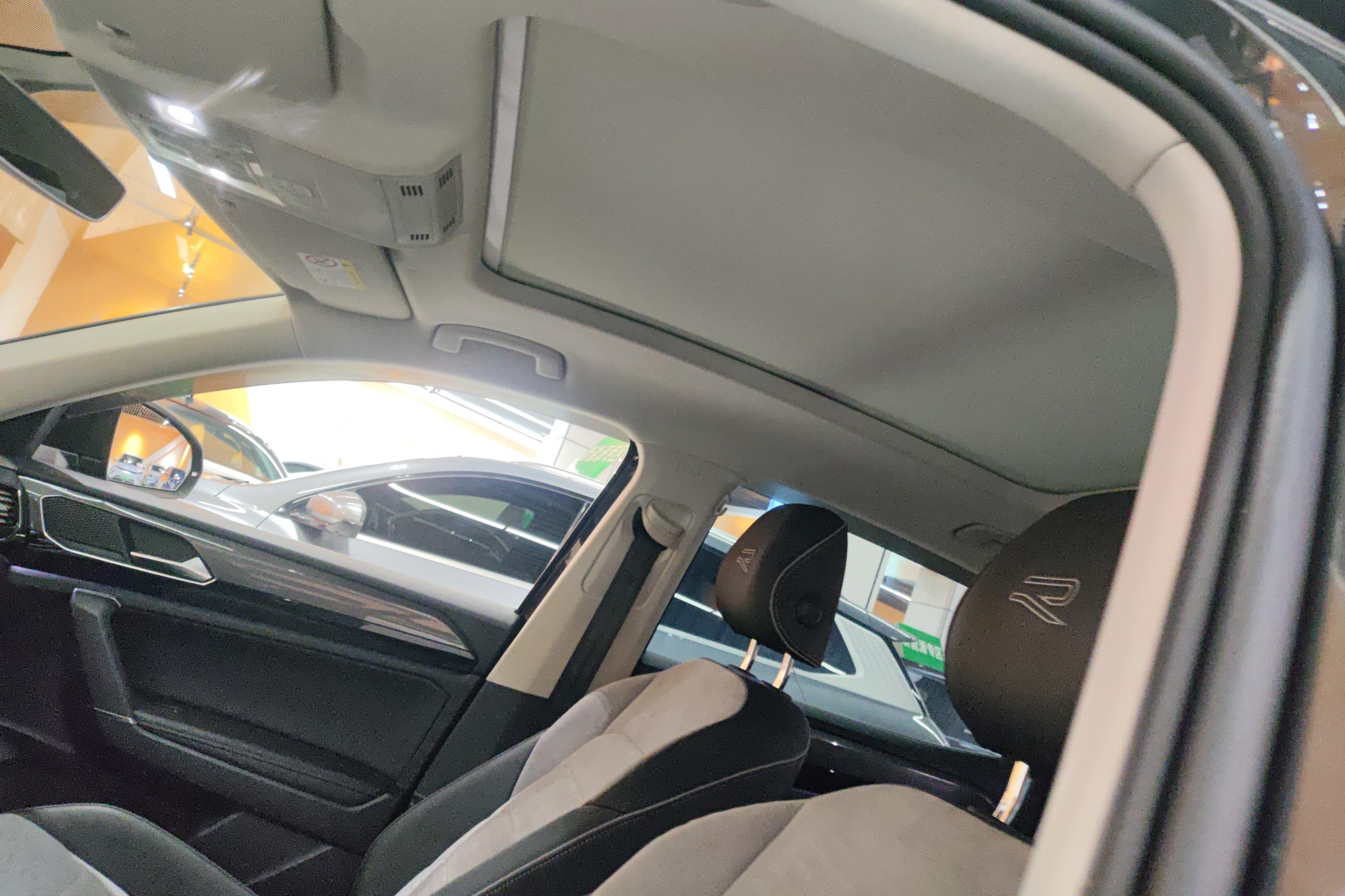 Volkswagen Tayron X 2021 car image #24