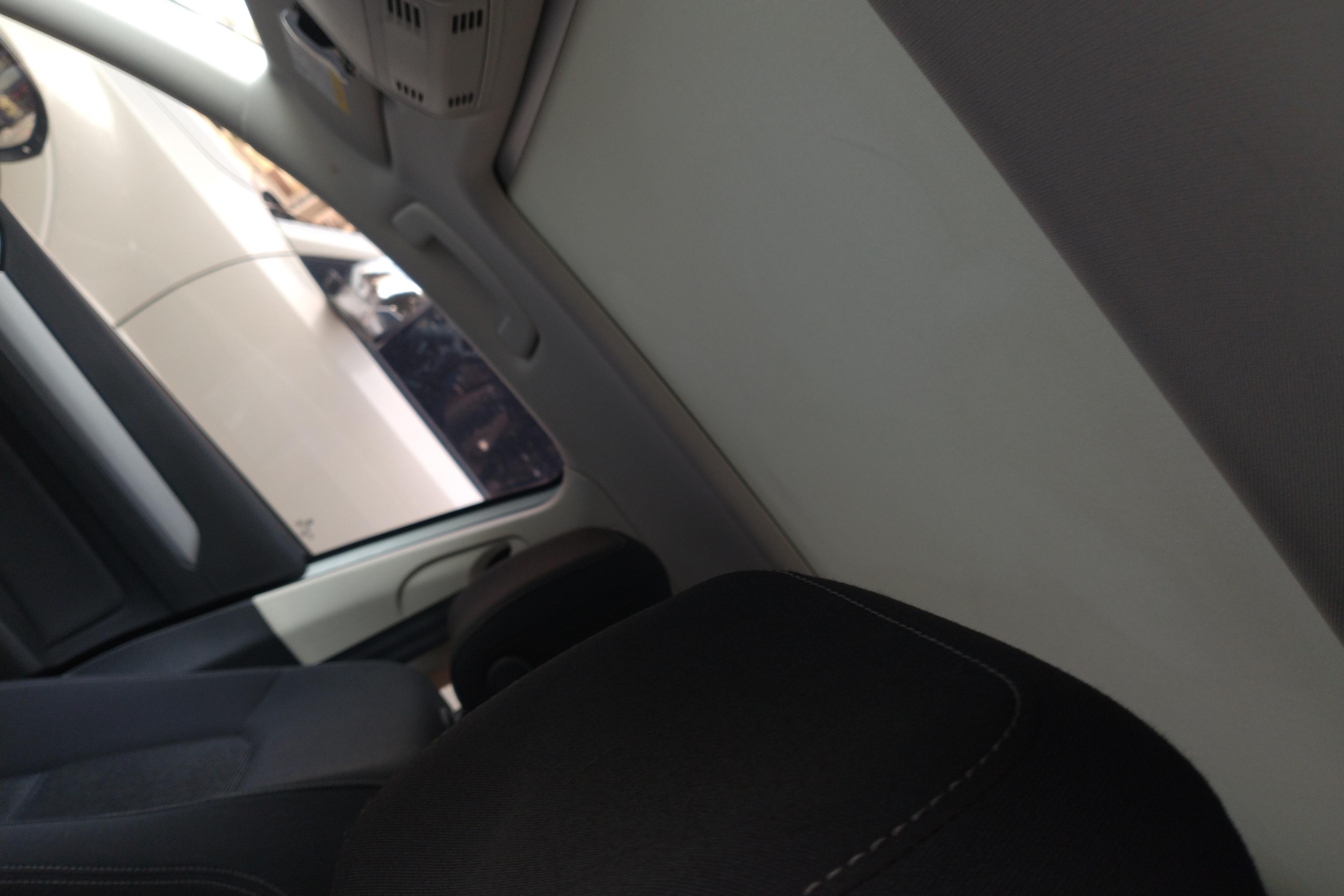 Volkswagen Passat Variant 2017 immagine di auto #24