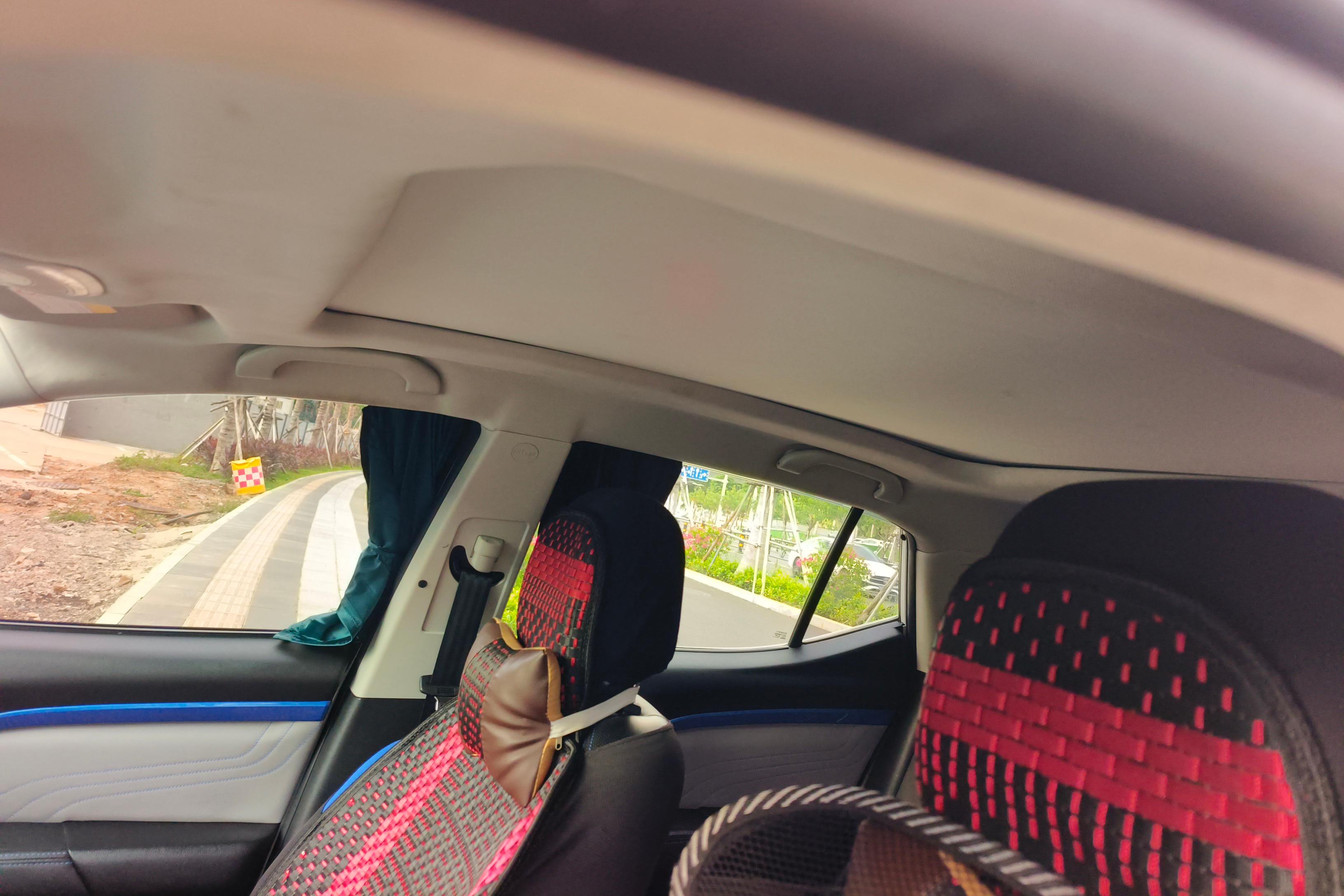 Soueast DX3 2018 #24 Soueast DX3 2018 car image #24