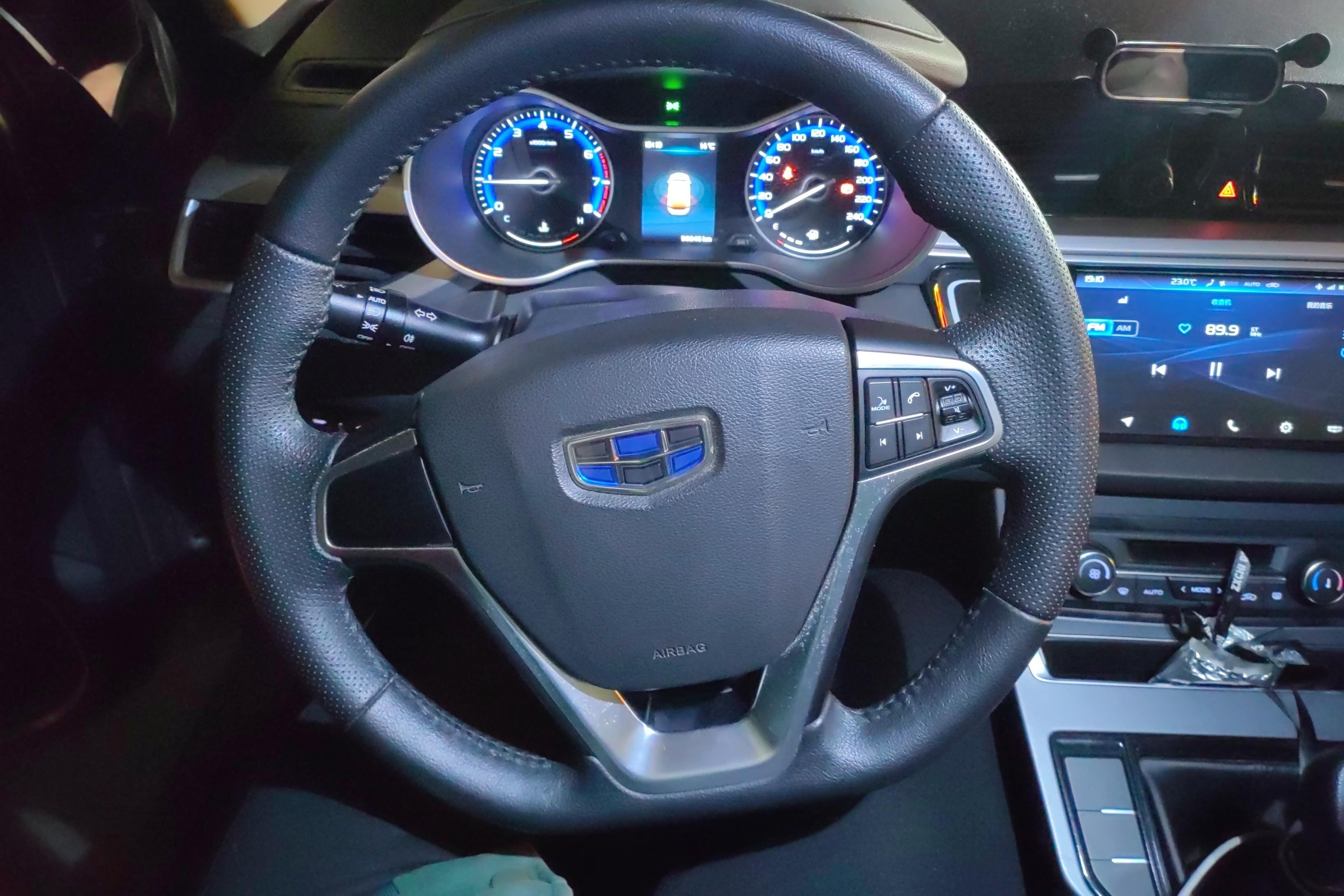 GEELY Vision S1 2018 immagine di auto #24