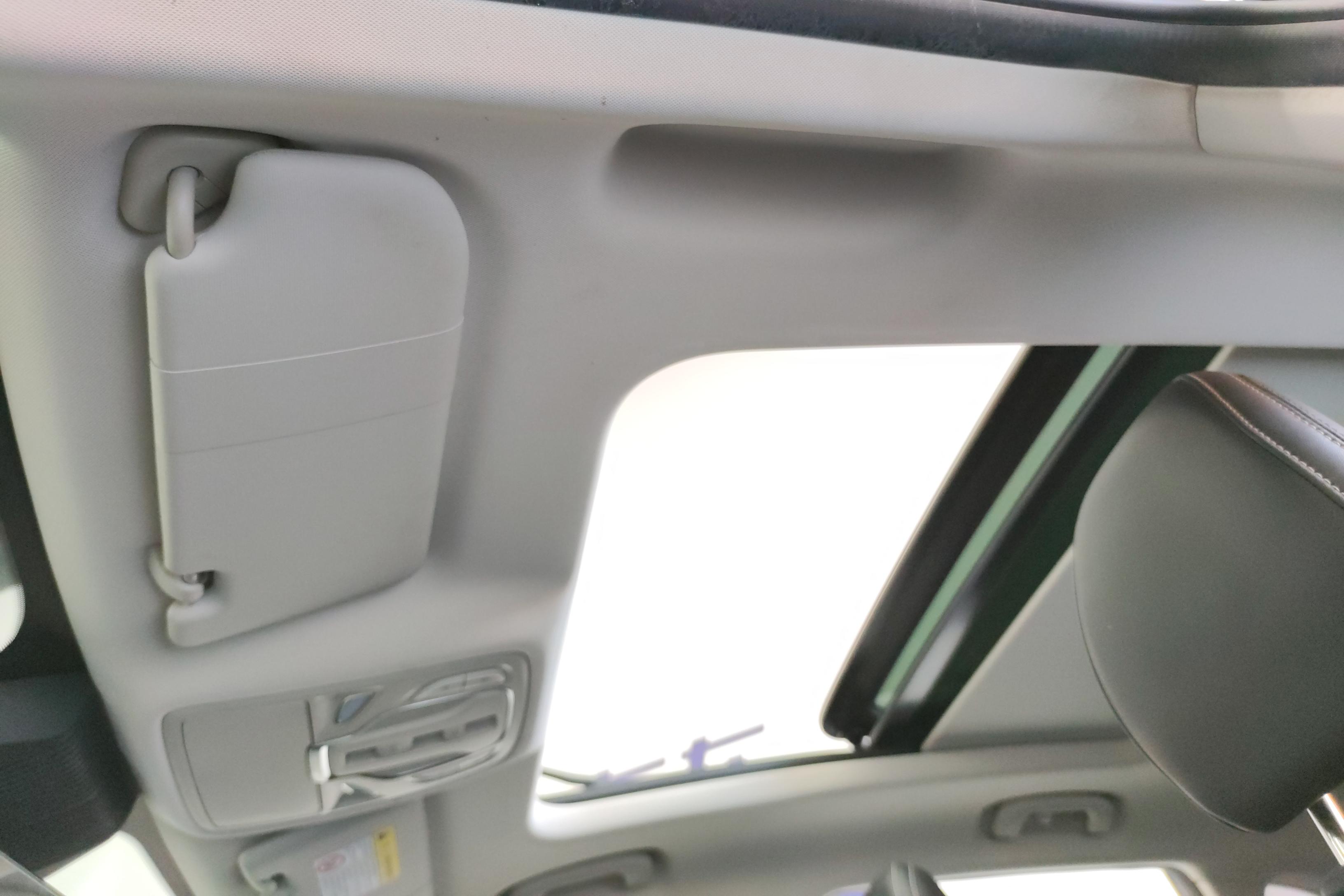 MG ES5 2022 car image #24