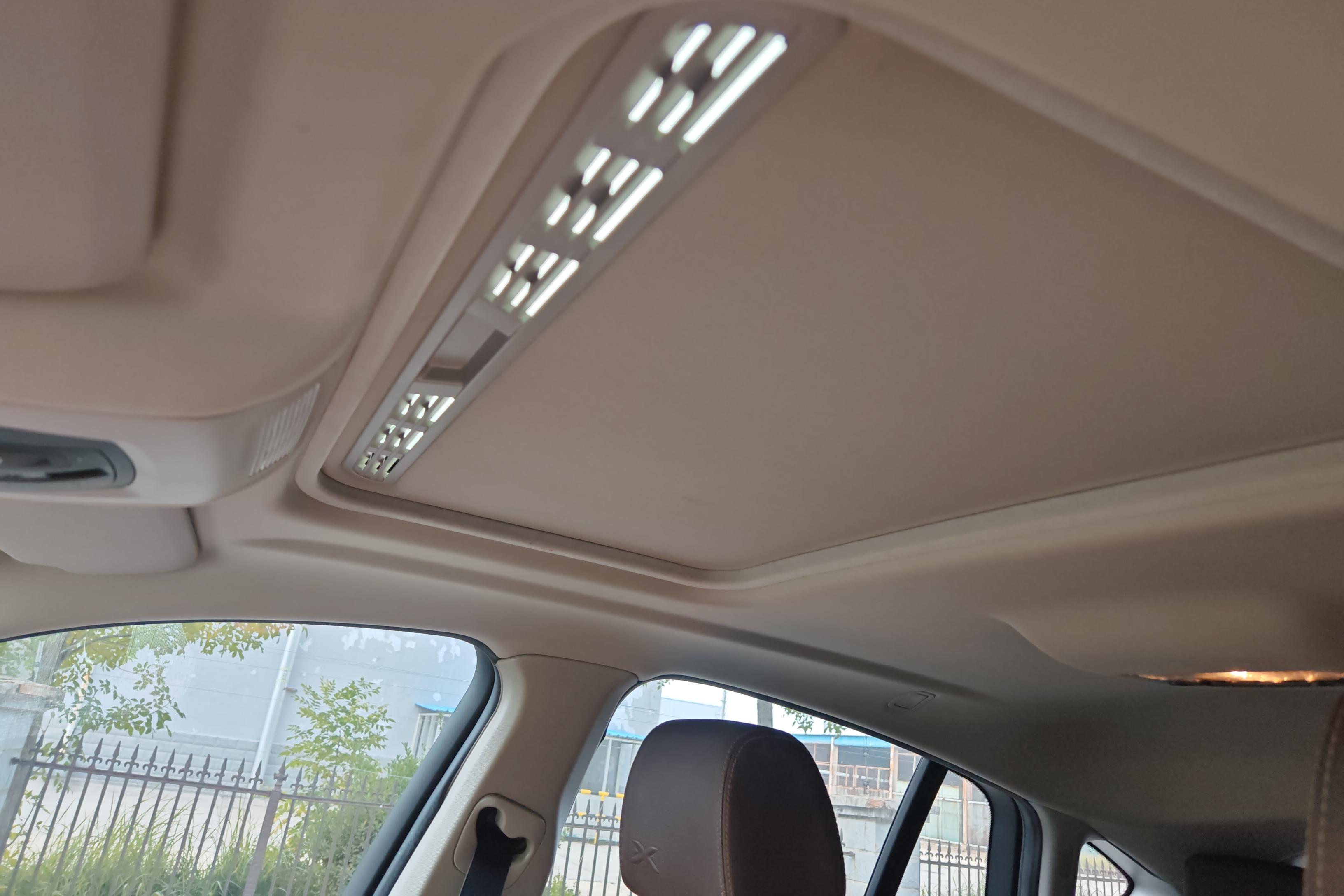 BMW X4 M40i 2017 car image #24