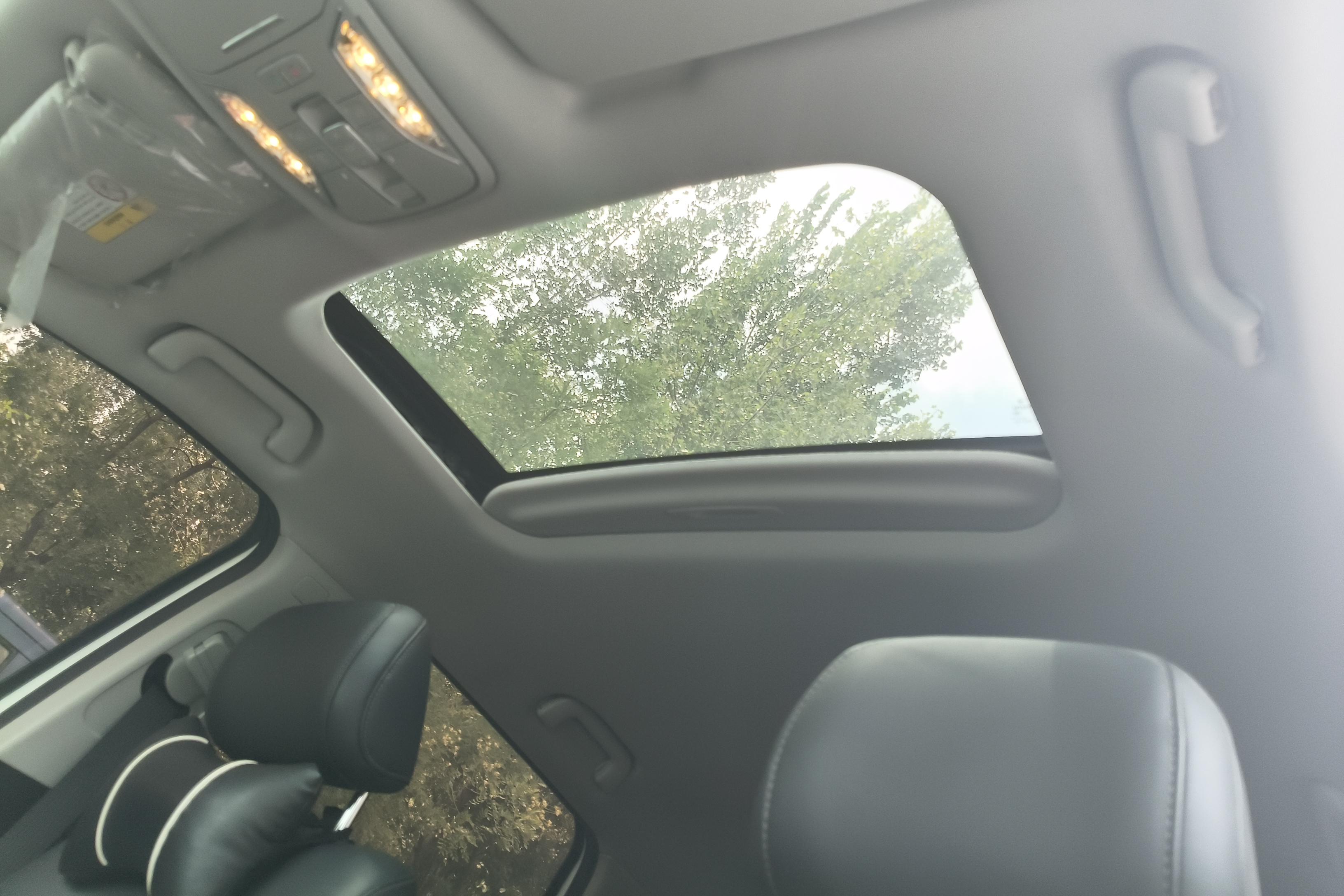 GAC Trumpchi GS5 2019 car image #24