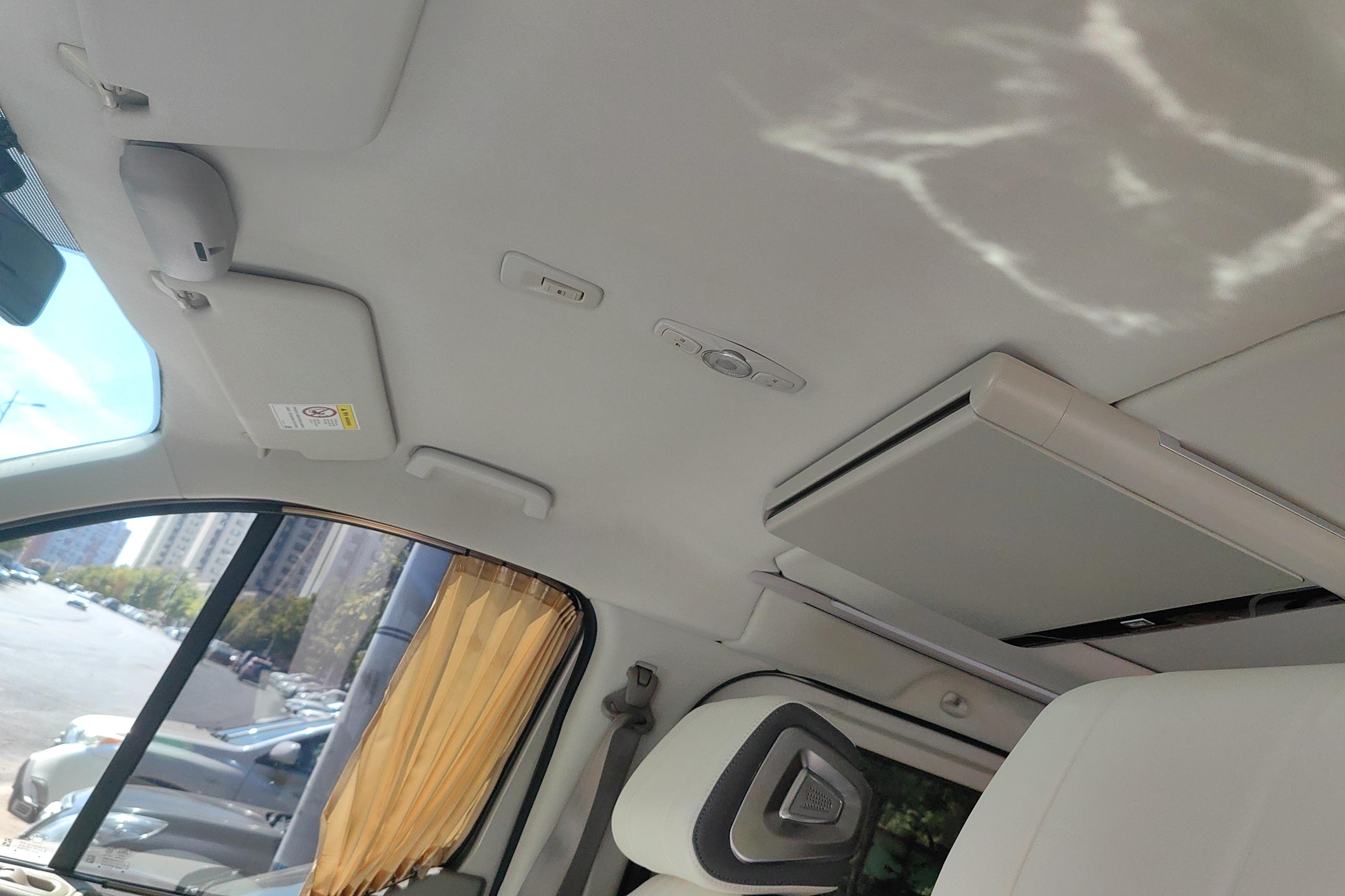 Ford Tourneo 2017 immagine di auto #24