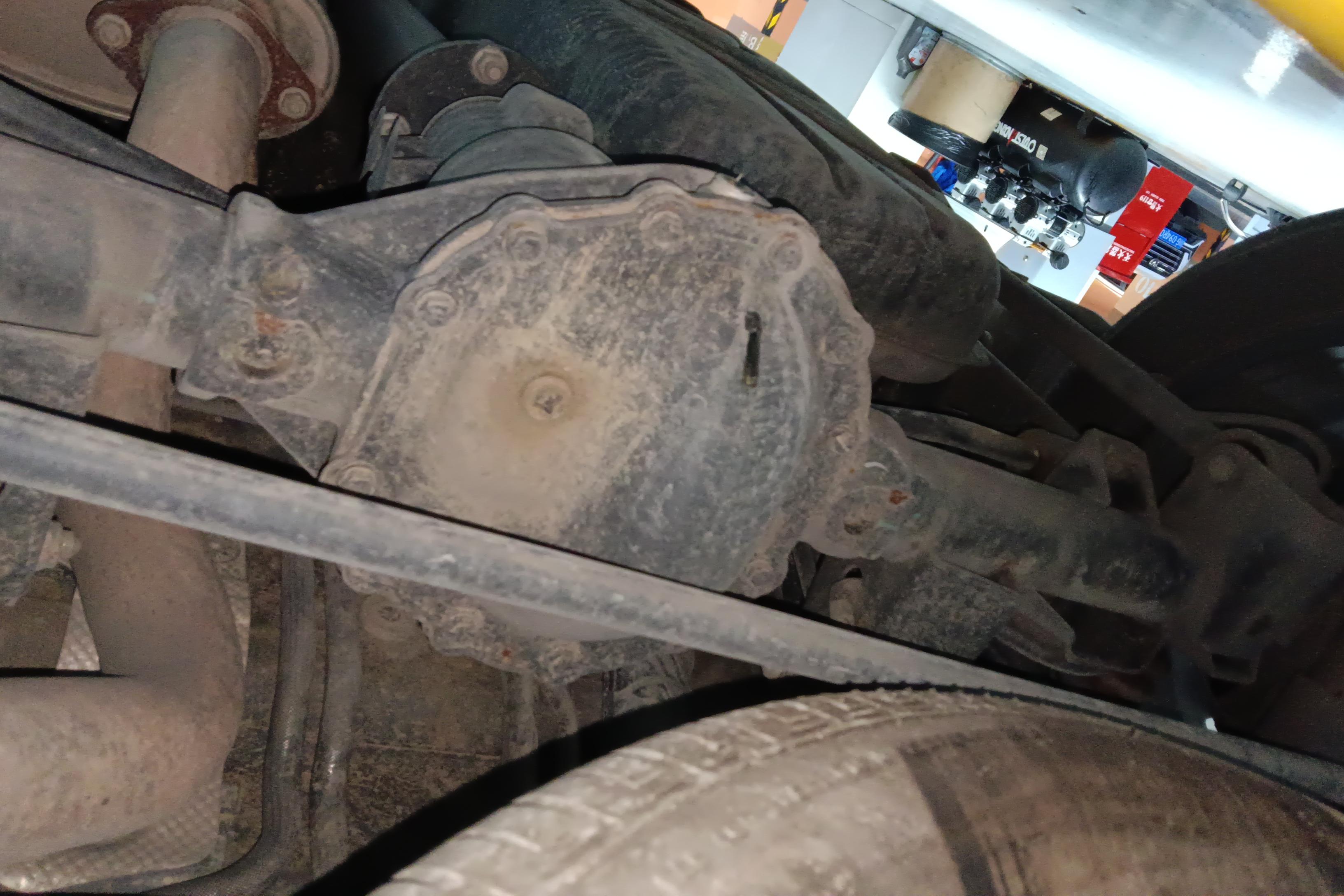 Roewe RX8 2018 изображение автомобиля #24