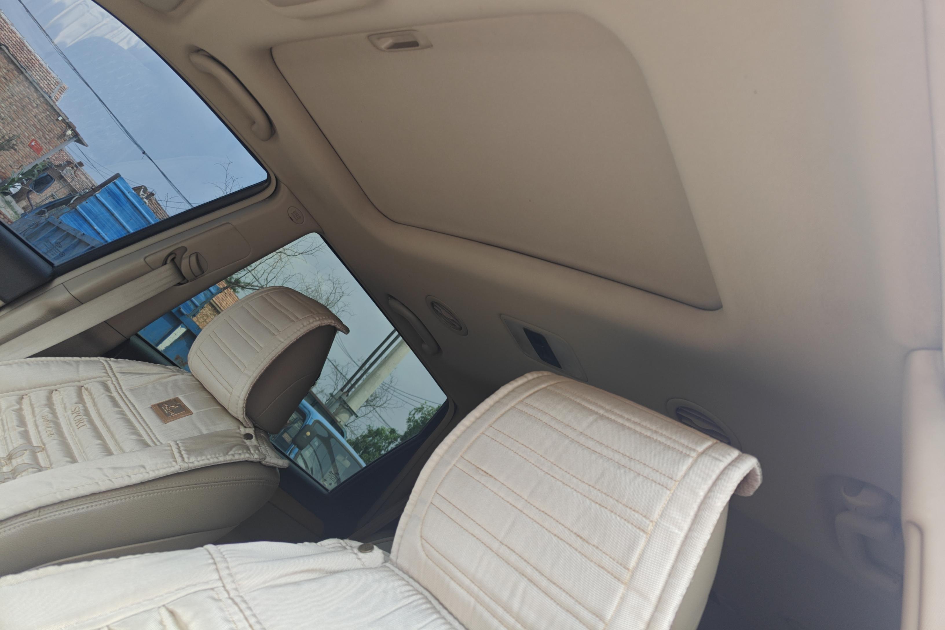 起亚 霸锐 2011 汽车图片 #24