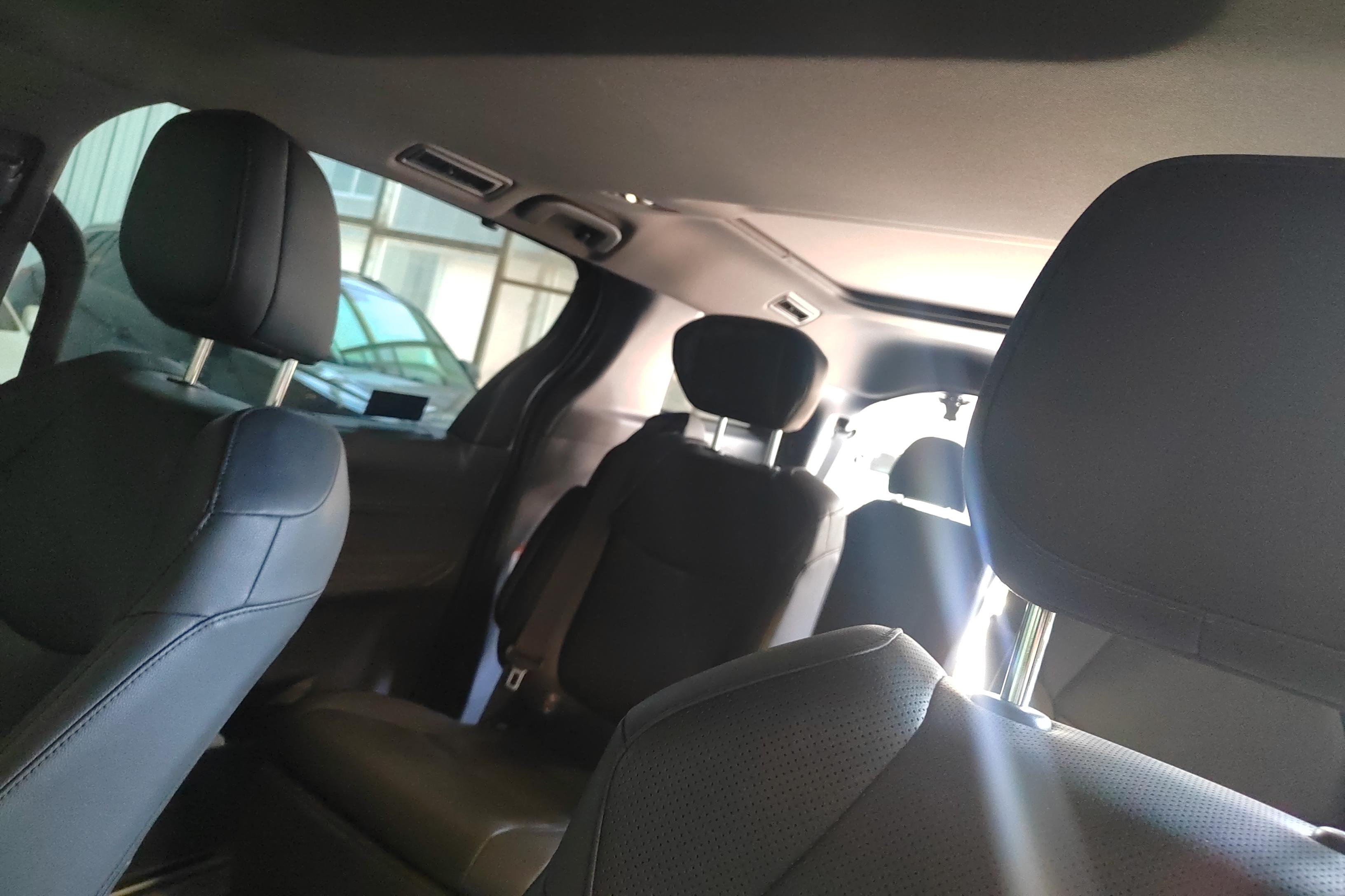 Toyota Granvia 2023 #24 Toyota Granvia 2023 immagine di auto #24