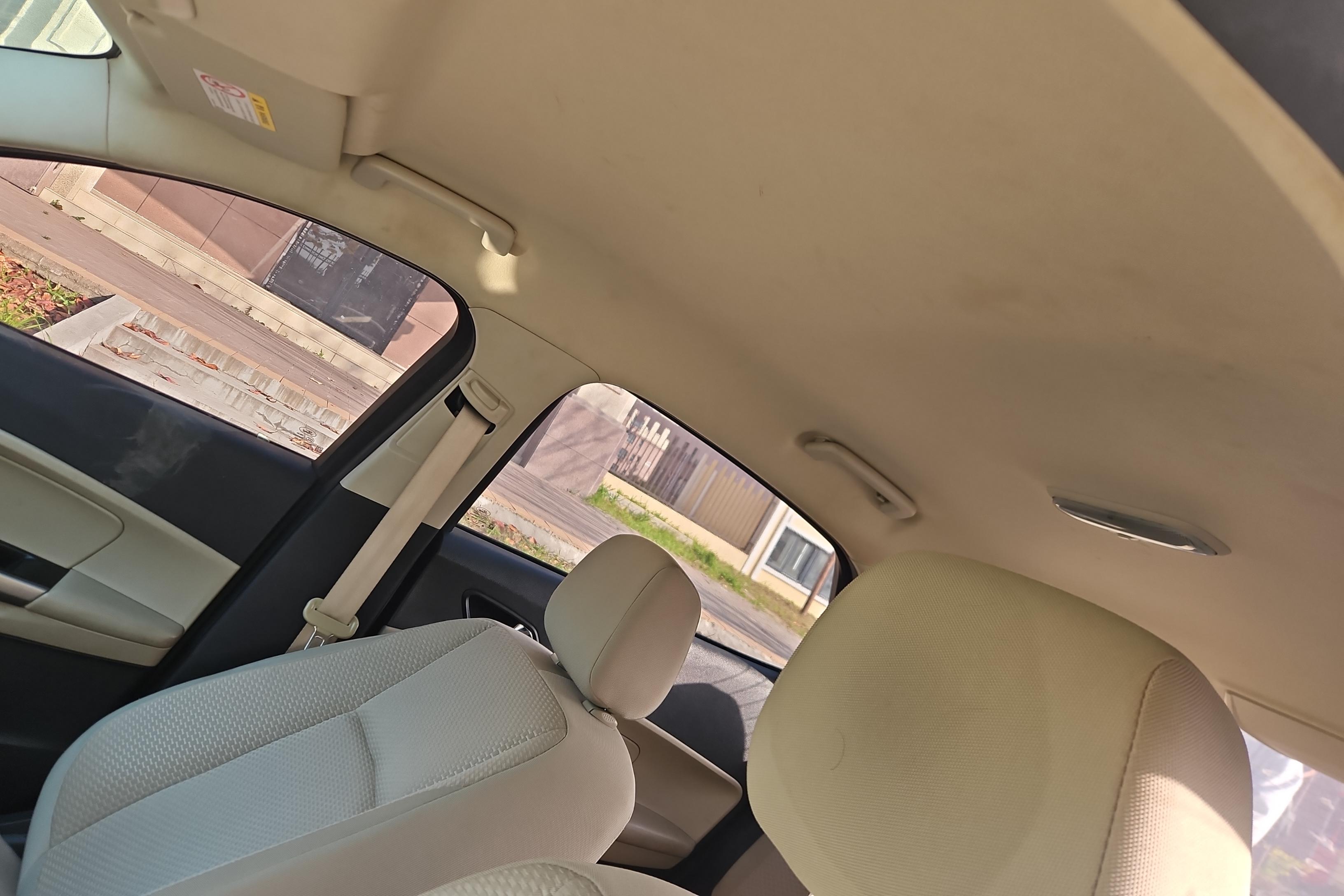 Ford Escort 2018 car image #24