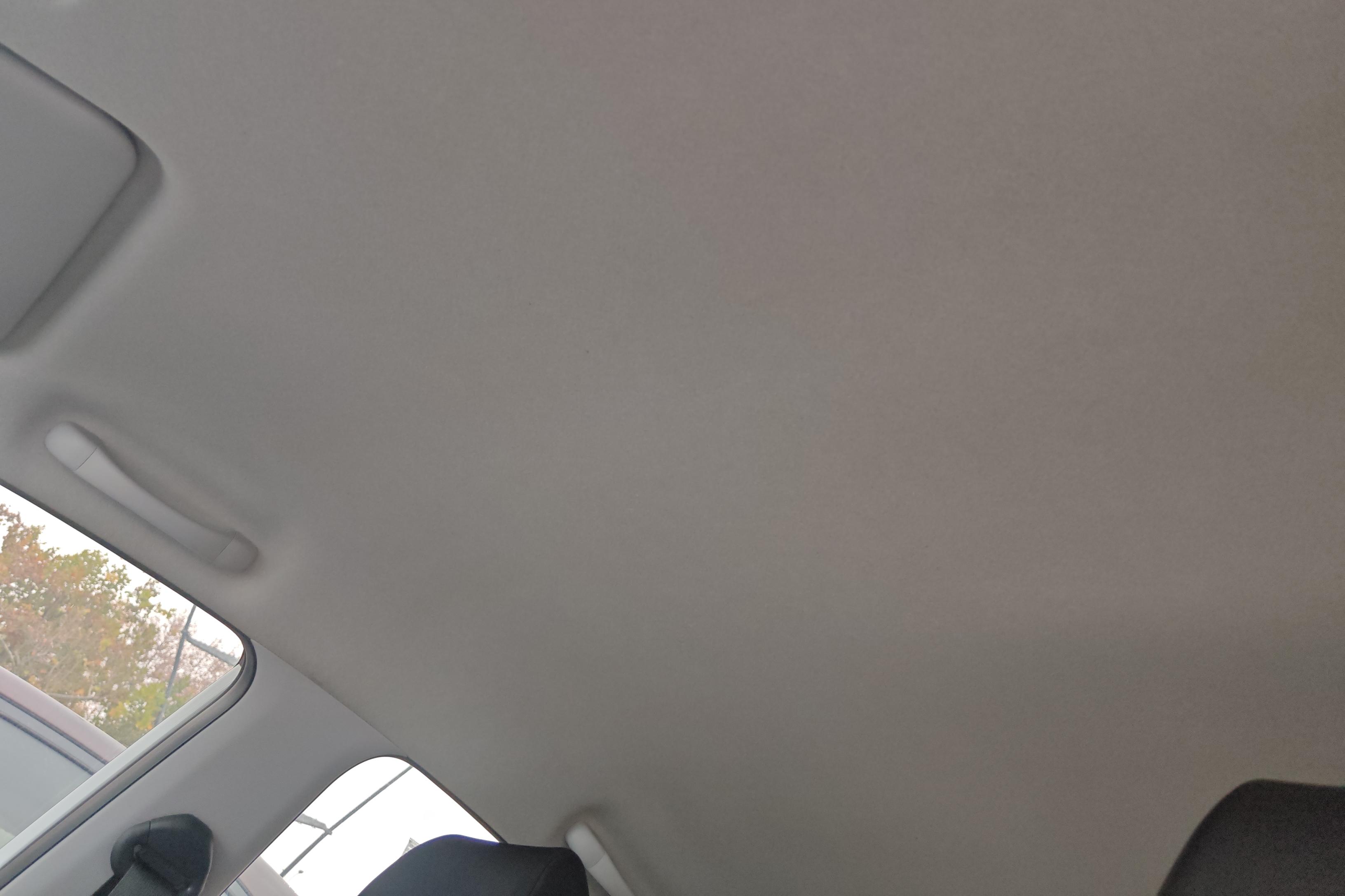 Hyundai Reina 2021 car image #24