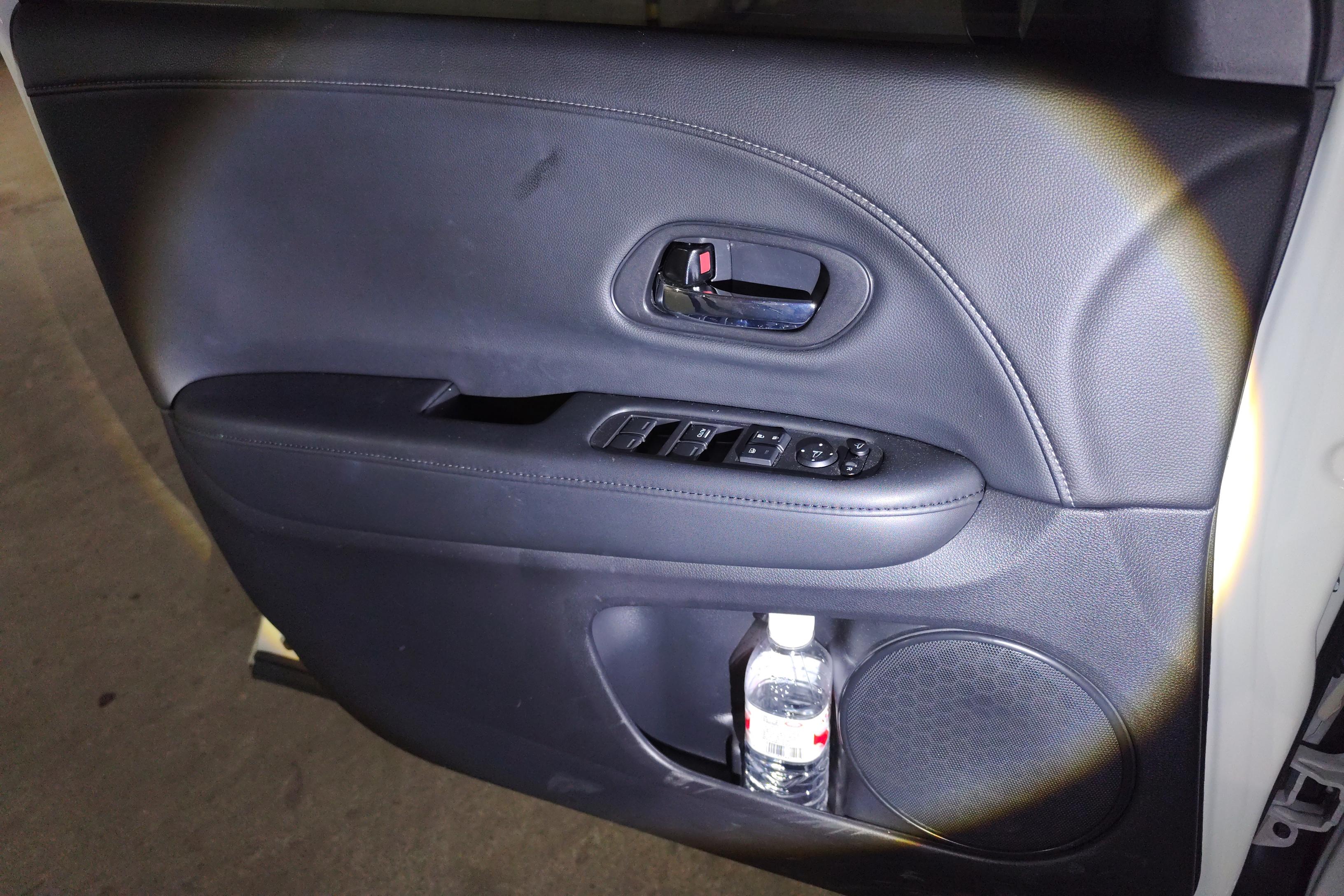 Honda VEZEL 2021 car image #24