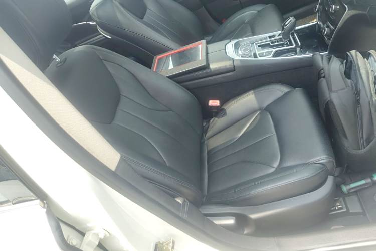 GEELY Ulion 2016 imagem de carro #24