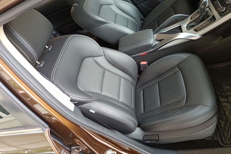 GEELY Boyue 2017 #24 GEELY Boyue 2017 immagine di auto #24