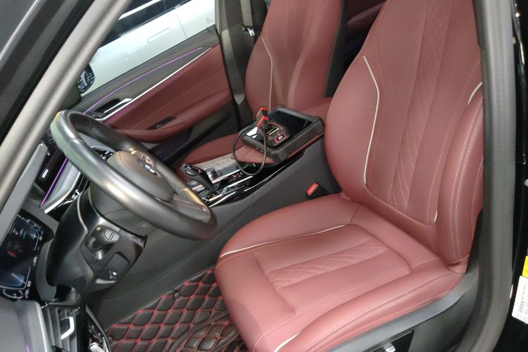 BMW M5 New Energy 2023 car image #24