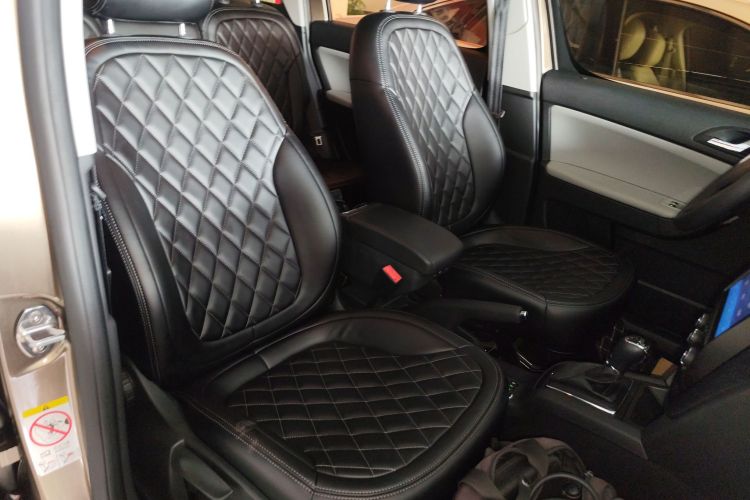 Skoda Yeti (Imported) 2019 car image #24