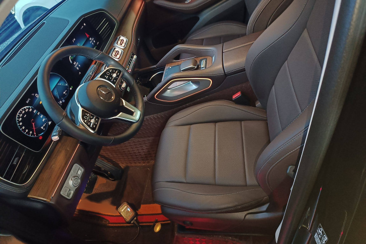 Mercedes-Benz GLE Class New Energy 2023 car image #24