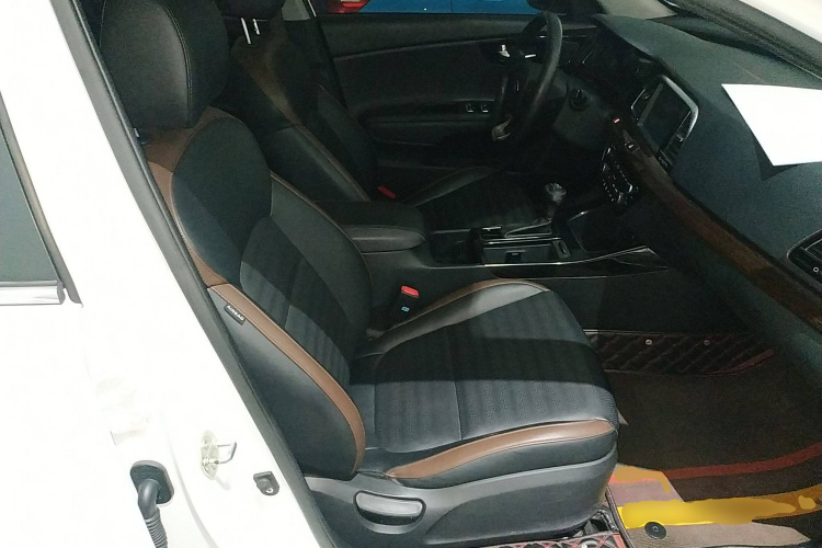 起亚 凯绅 2018 汽车图片 #24