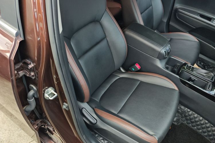 Kia K5 2017 изображение автомобиля #24