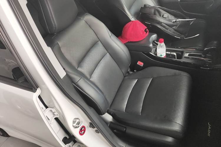 Honda Jade 2019 car image #24