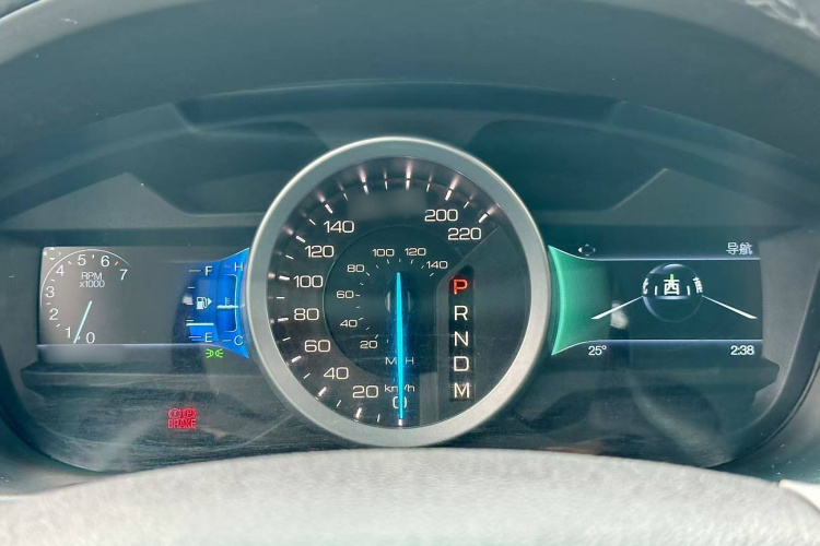 Ford Explorer (Imported) 2015 #24 Ford Explorer (Imported) 2015 car image #24