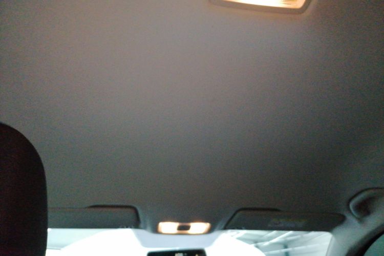 VS5 2022 car image #24