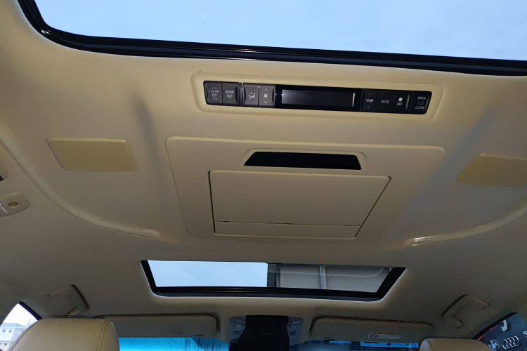 丰田 埃尔法 2022 汽车图片 #24