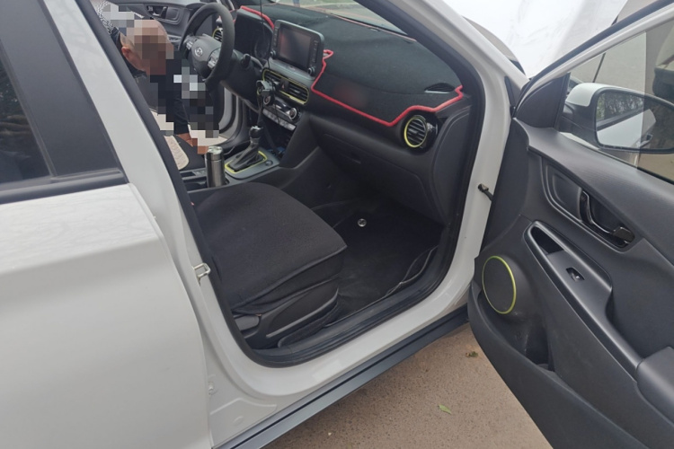 Hyundai ENCINO 2018 immagine di auto #24