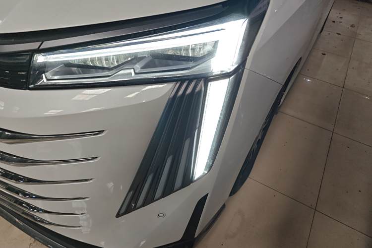 GAC Trumpchi E9 2023 #24 GAC Trumpchi E9 2023 изображение автомобиля #24