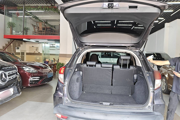 Honda VEZEL 2021 car image #24