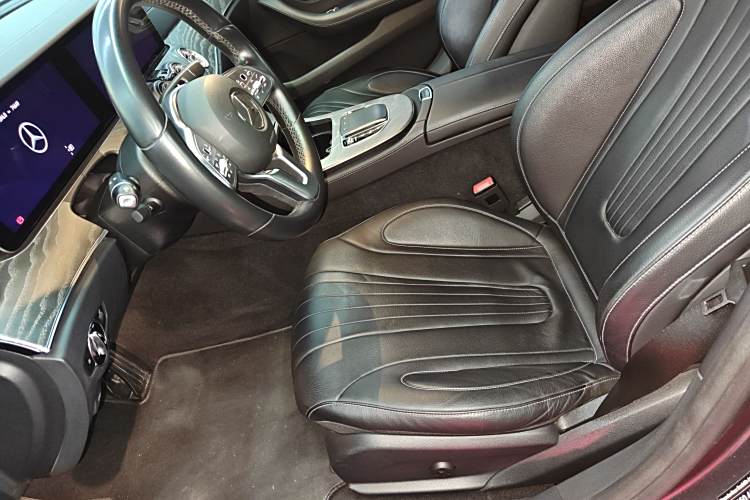 Mercedes-Benz CLS Class 2021 car image #24