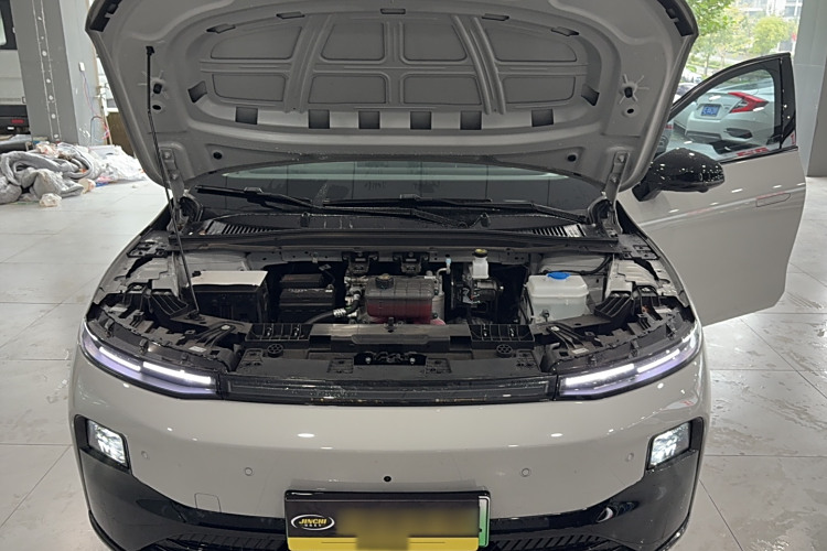 零跑汽车 零跑B01 2025 汽车图片 #24