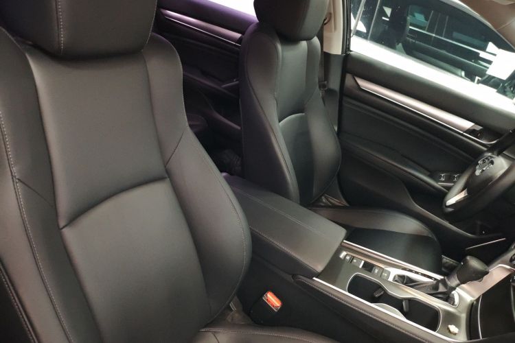 BYD F3R 2021 car image #24